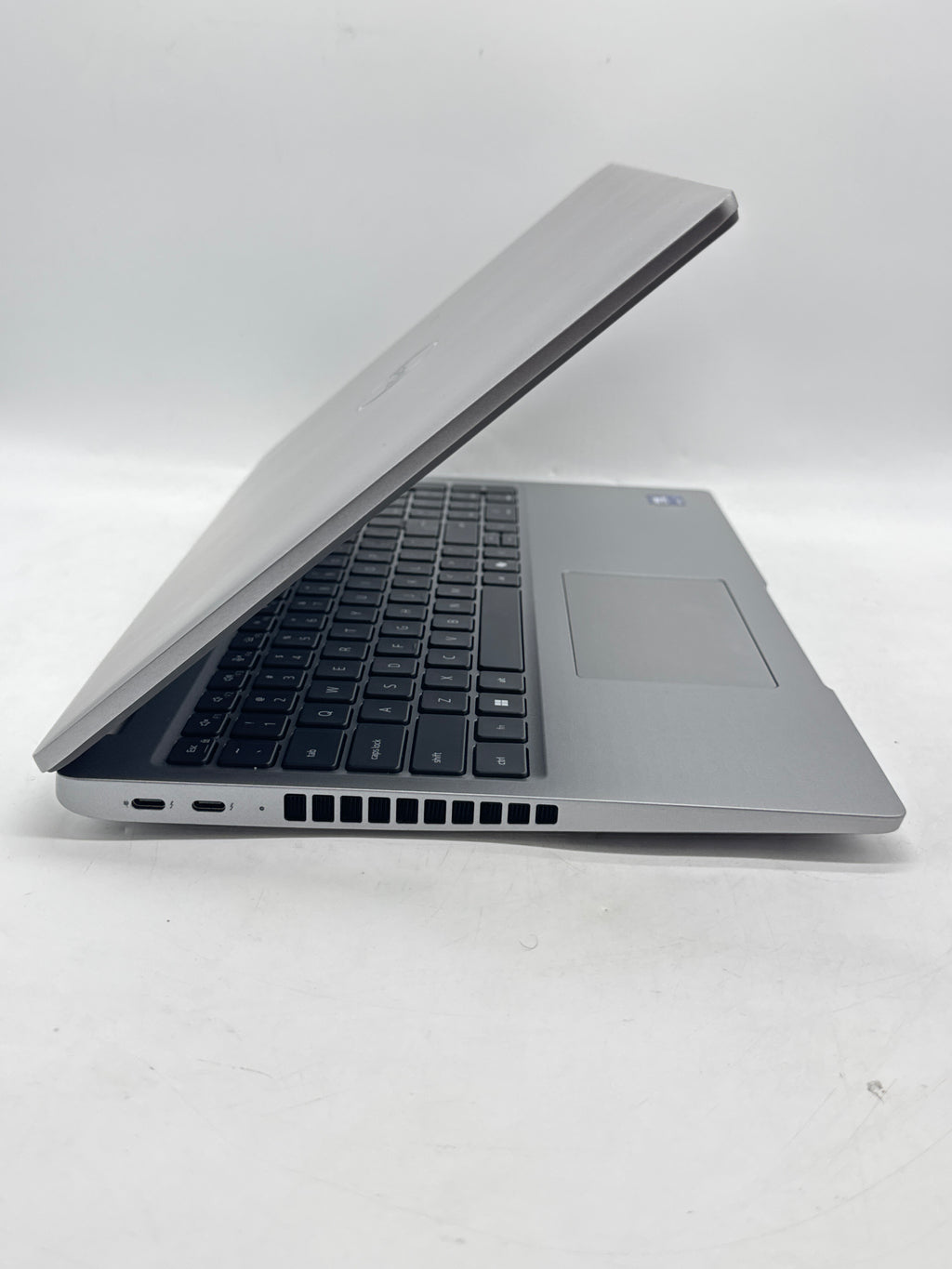 Dell Latitude 5550 Ultra 7 155U 32GB RAM 512GB SSD 15.6in Gray - For Parts