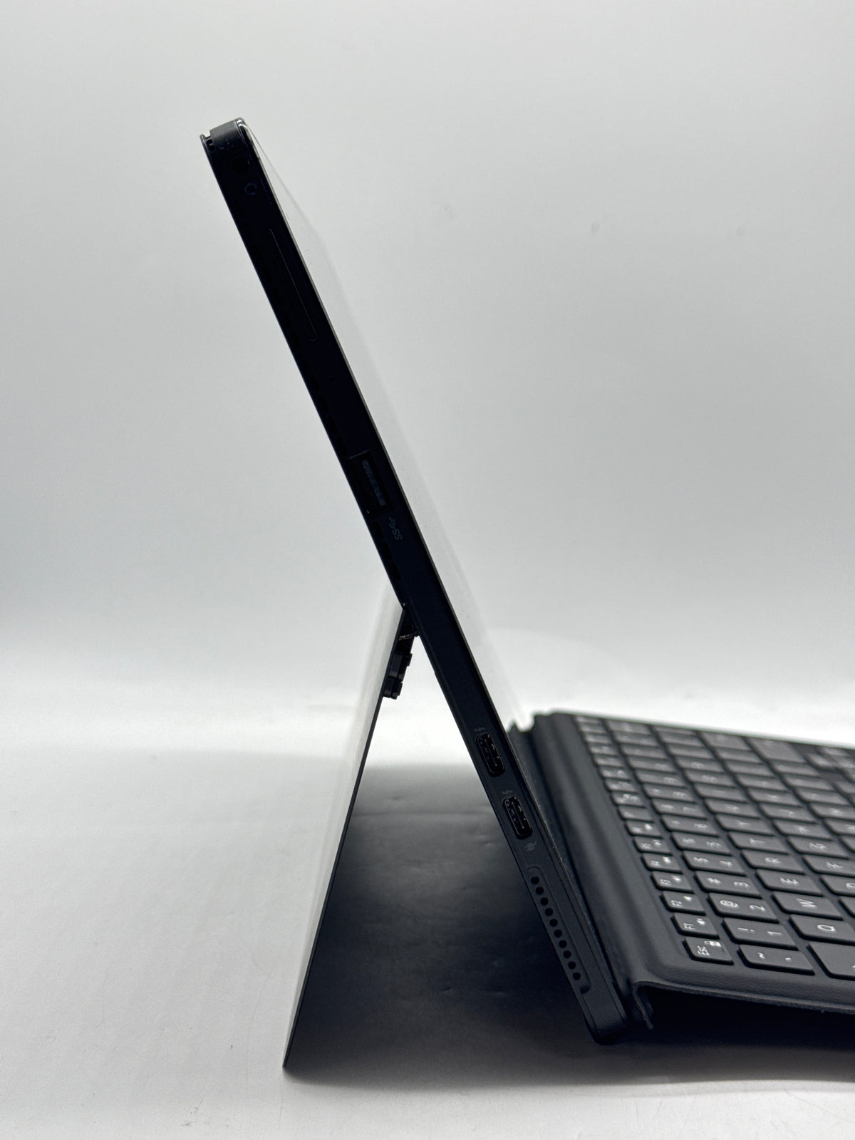 Dell Latitude 5290 2-in-1 12.3" Intel Core i7-8650U 16GB RAM 512GB SSD Black - Used