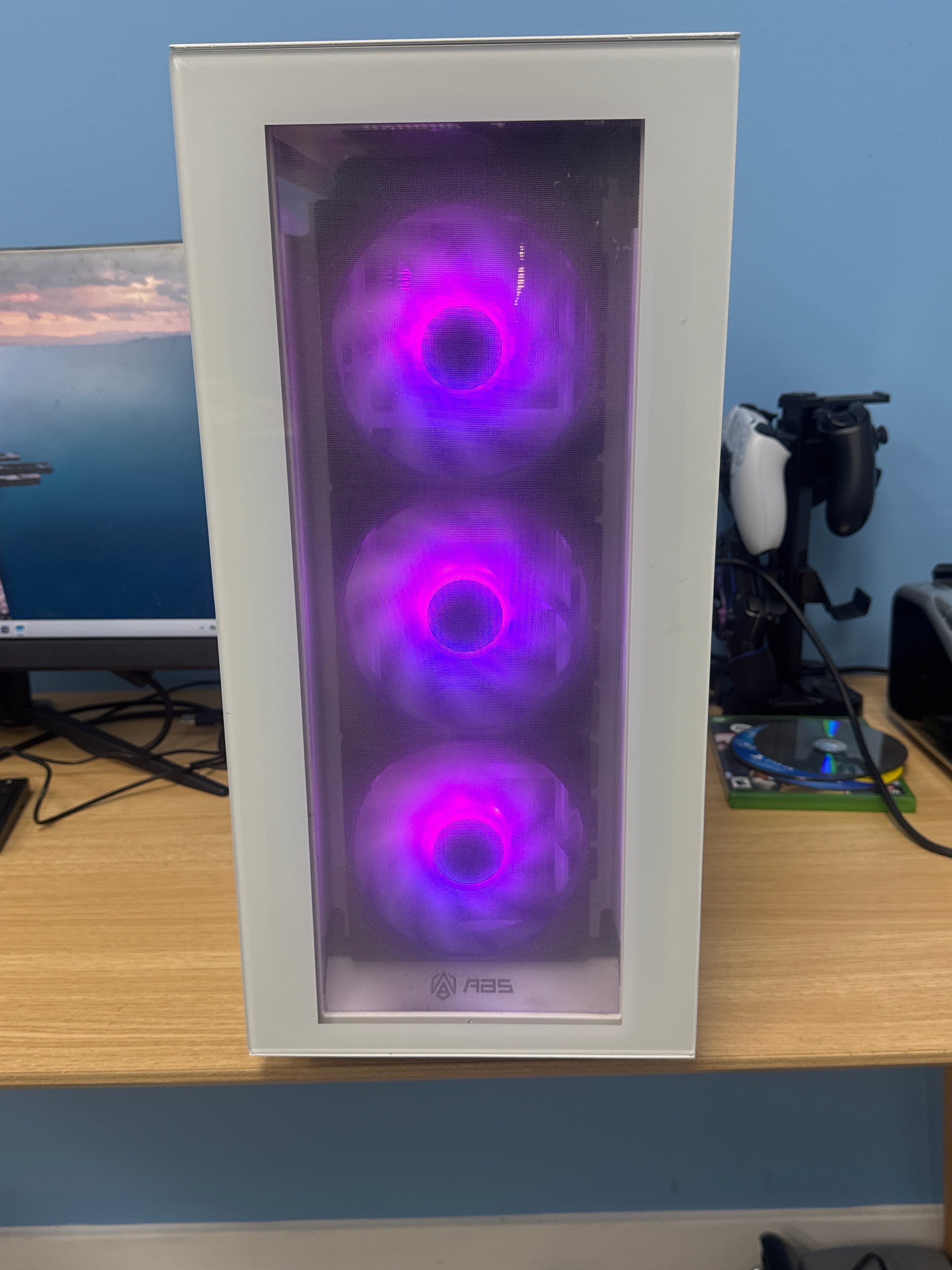 Gaming PC Intel Core i9-14900KF 32GB RAM 2TB SSD RTX 4080 Super - Used