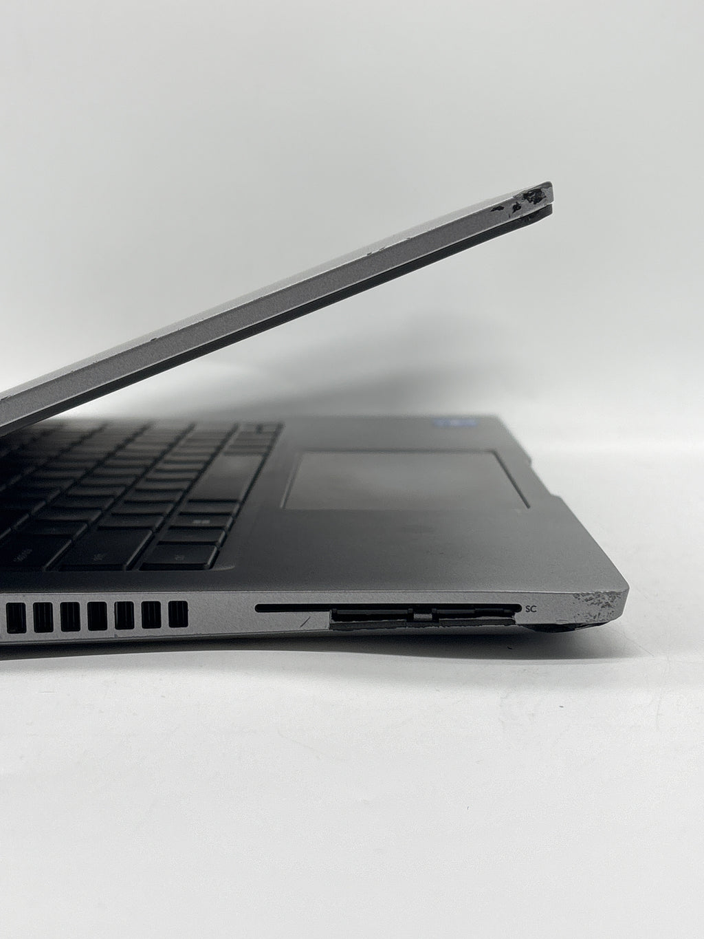 Dell Latitude 5430 14" Core i5-1235U 16GB RAM 256GB SSD Gray - For Parts