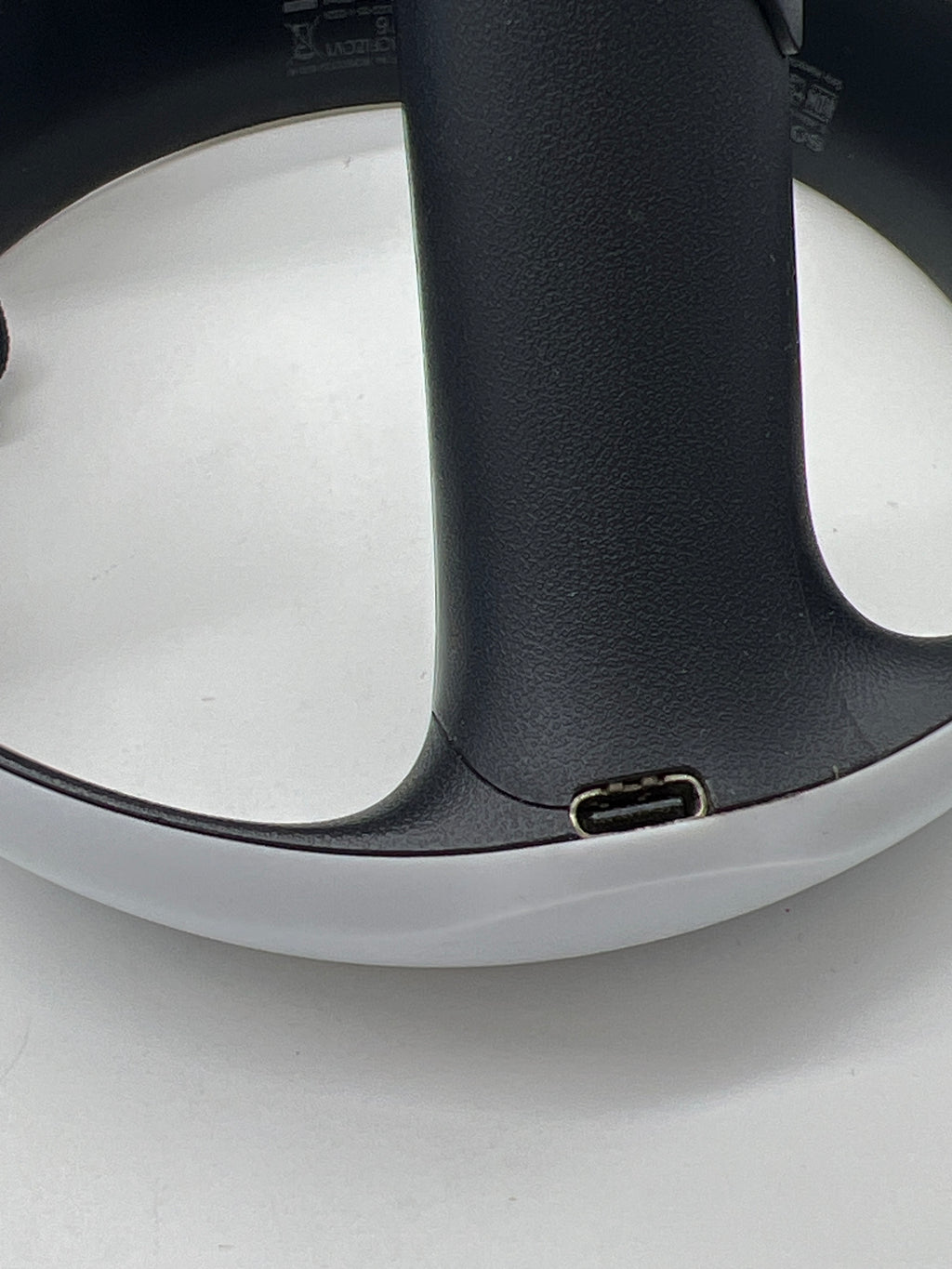 Sony PSVR2 CFI ZVR1 Headset 128 GB White - Used with Controllers.