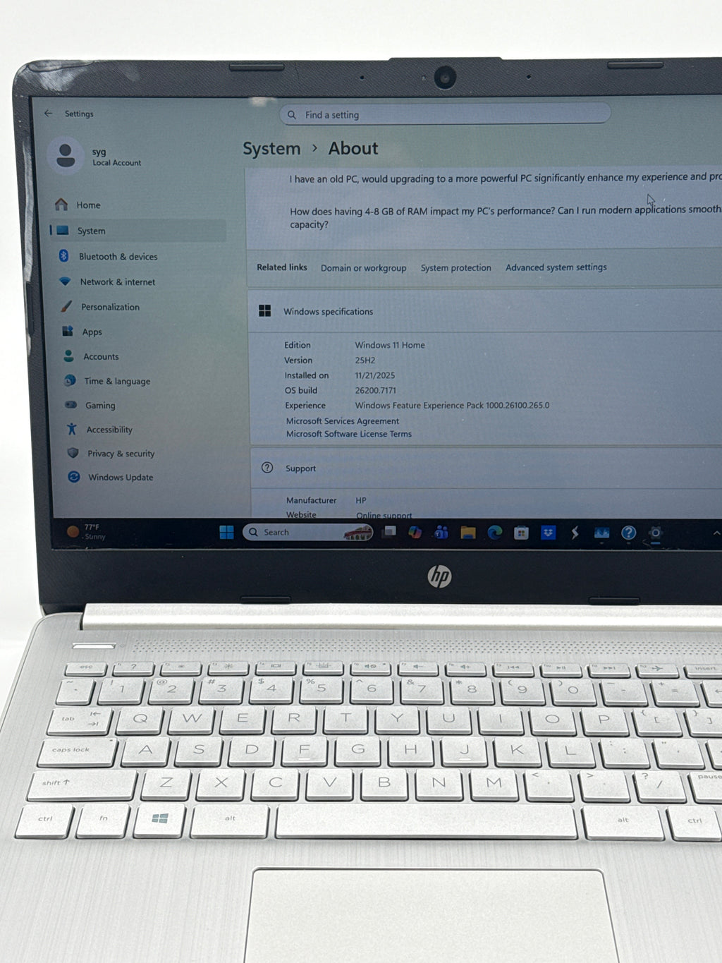 HP 14-dq1043cl 14 in Intel i3 8GB 256GB SSD Silver