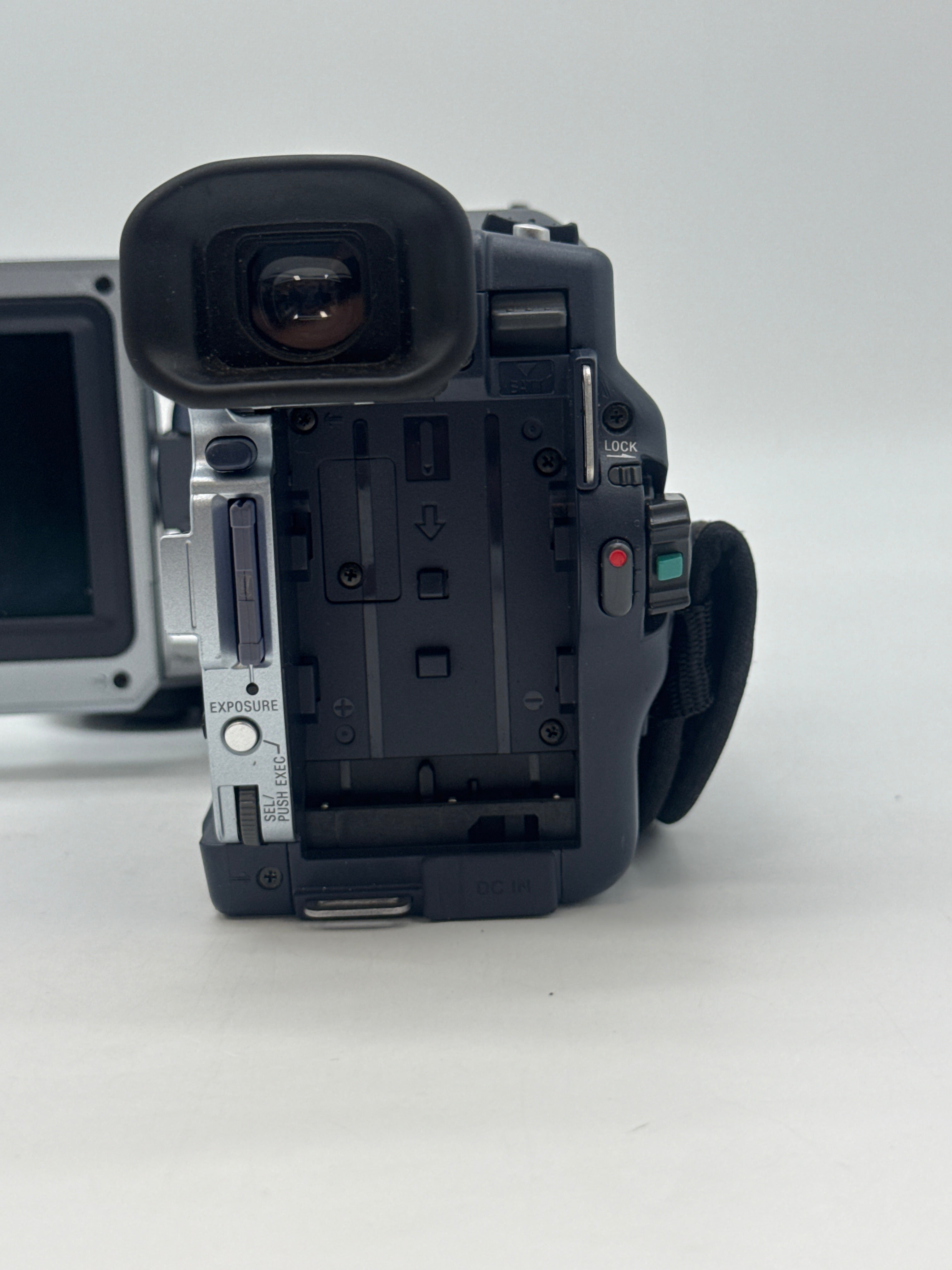 Sony Handycam DCR-TRV530 Digital8 Handheld Camcorder - Untested
