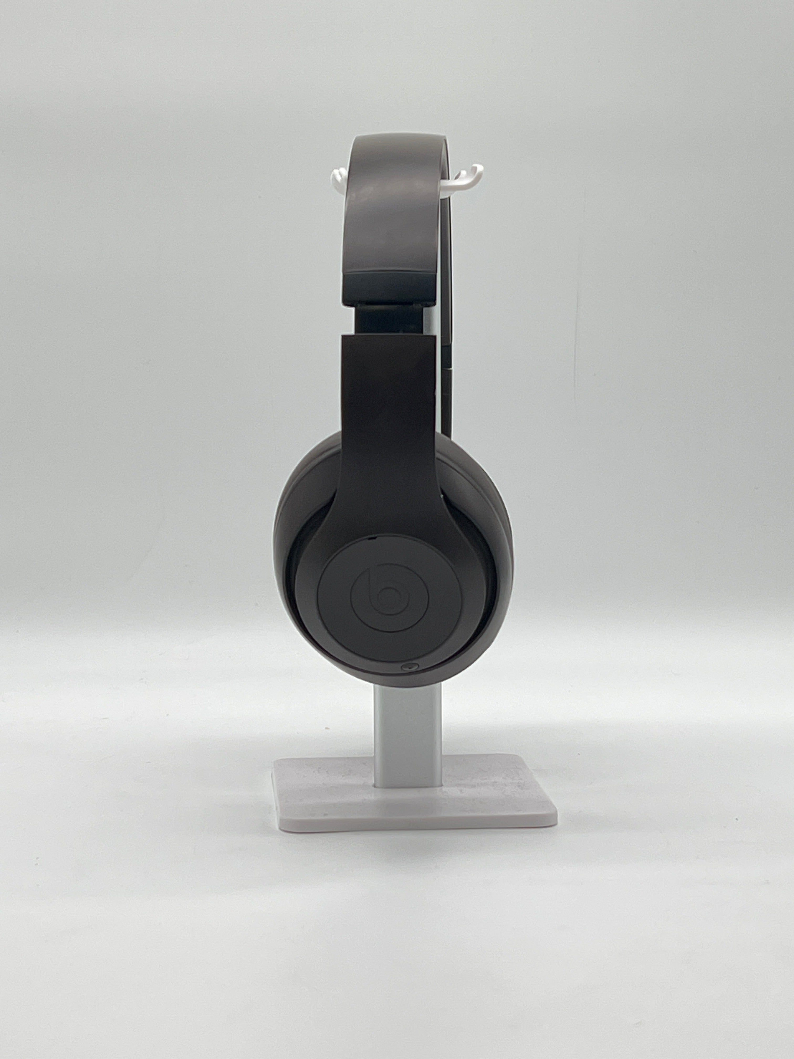 Beats Studio Pro Brown Over Ear Headphones Bluetooth Wireless Used