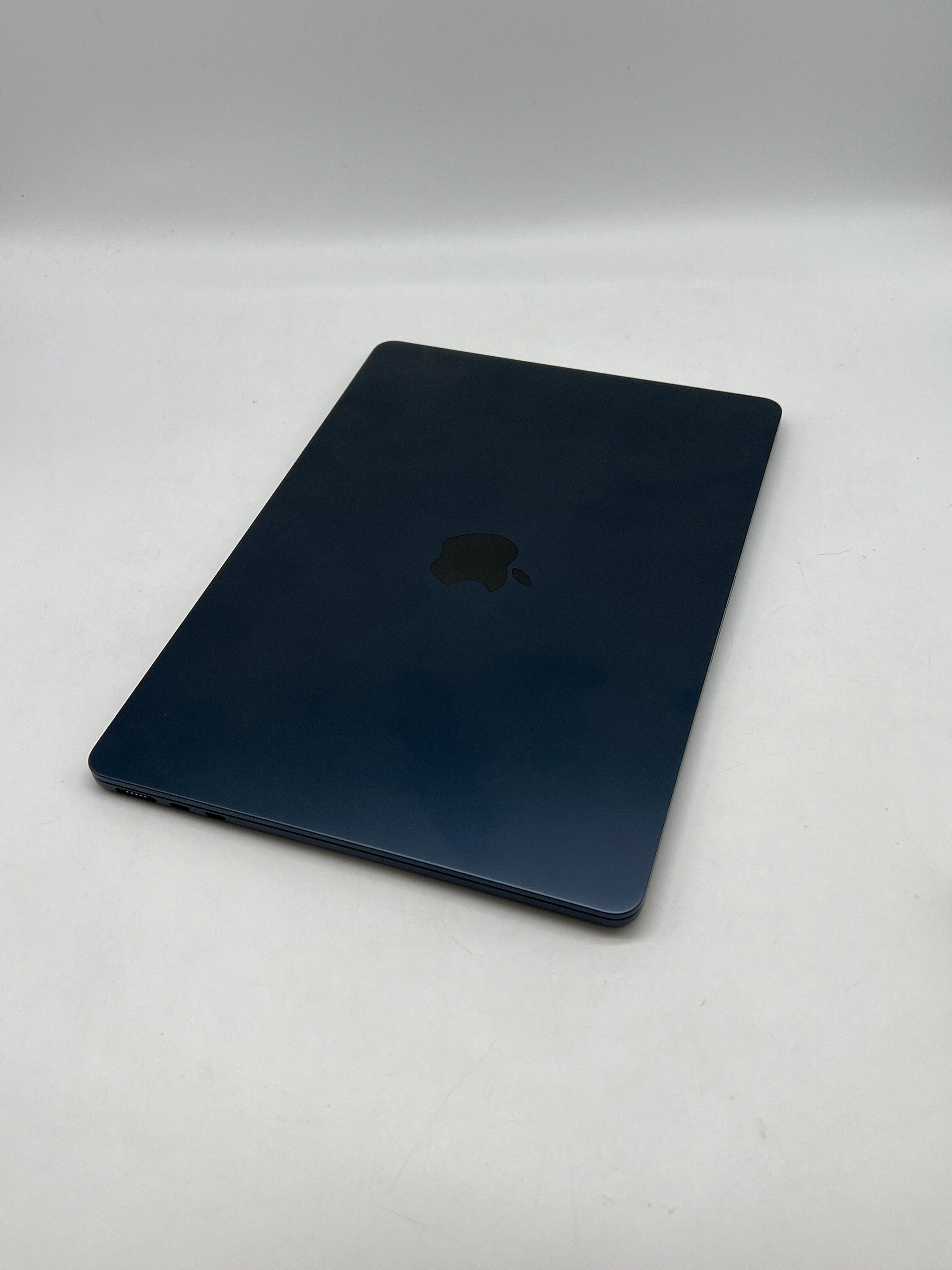 Apple MacBook Air 13" M4 A3240 16GB RAM 256GB SSD - Used