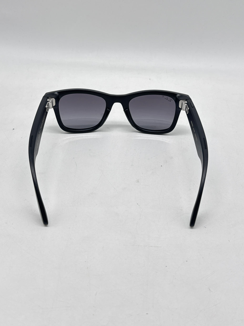 Ray-Ban Meta Wayfarer RW4006 Polarized Matte Black - Used