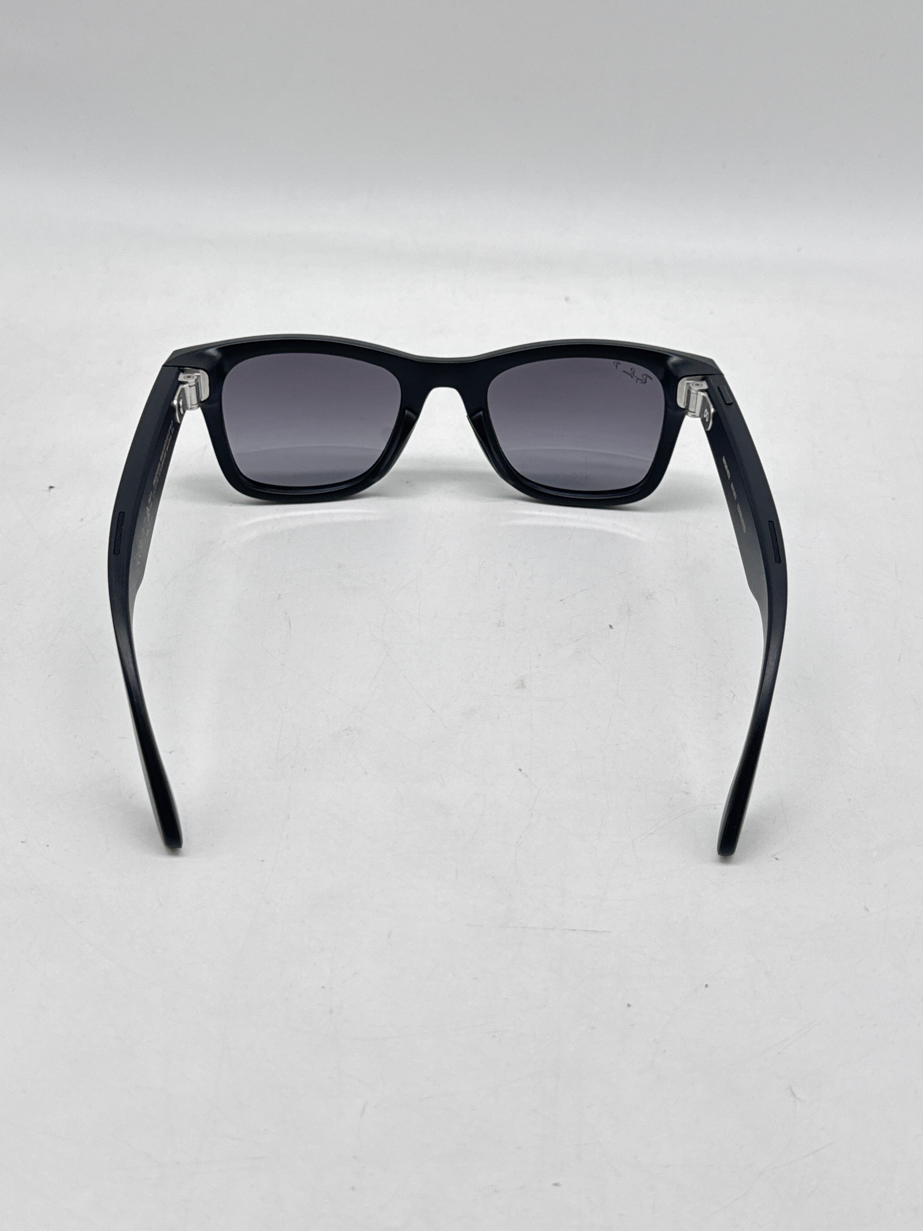 Ray-Ban Meta Wayfarer RW4006 Polarized Matte Black - Used