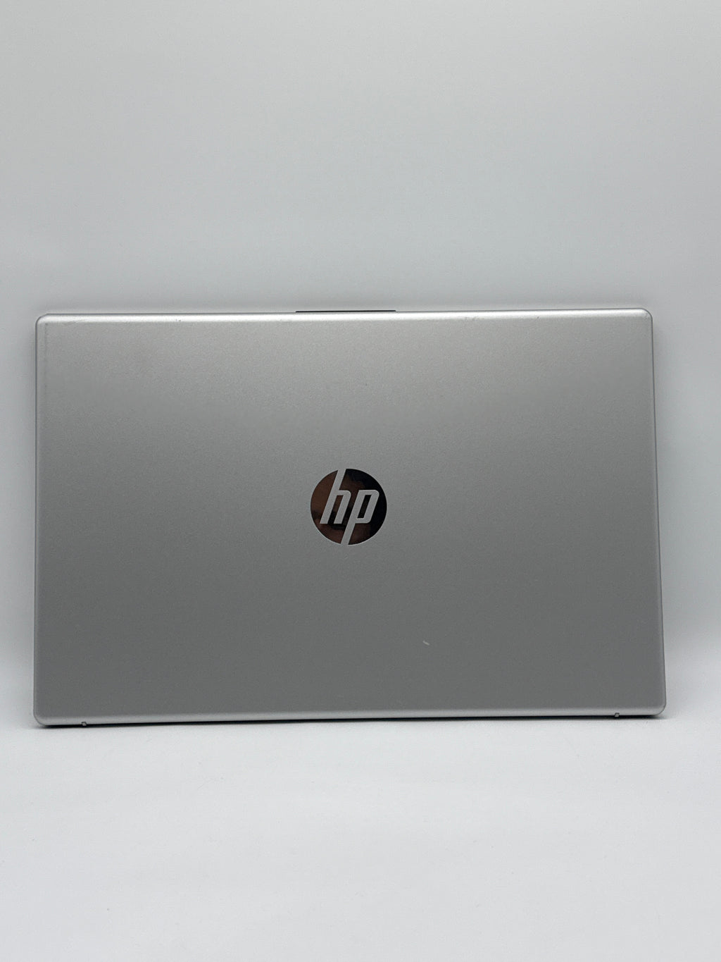 HP 15-fc0013od AMD Ryzen 3 7320U 8GB RAM 256GB SSD