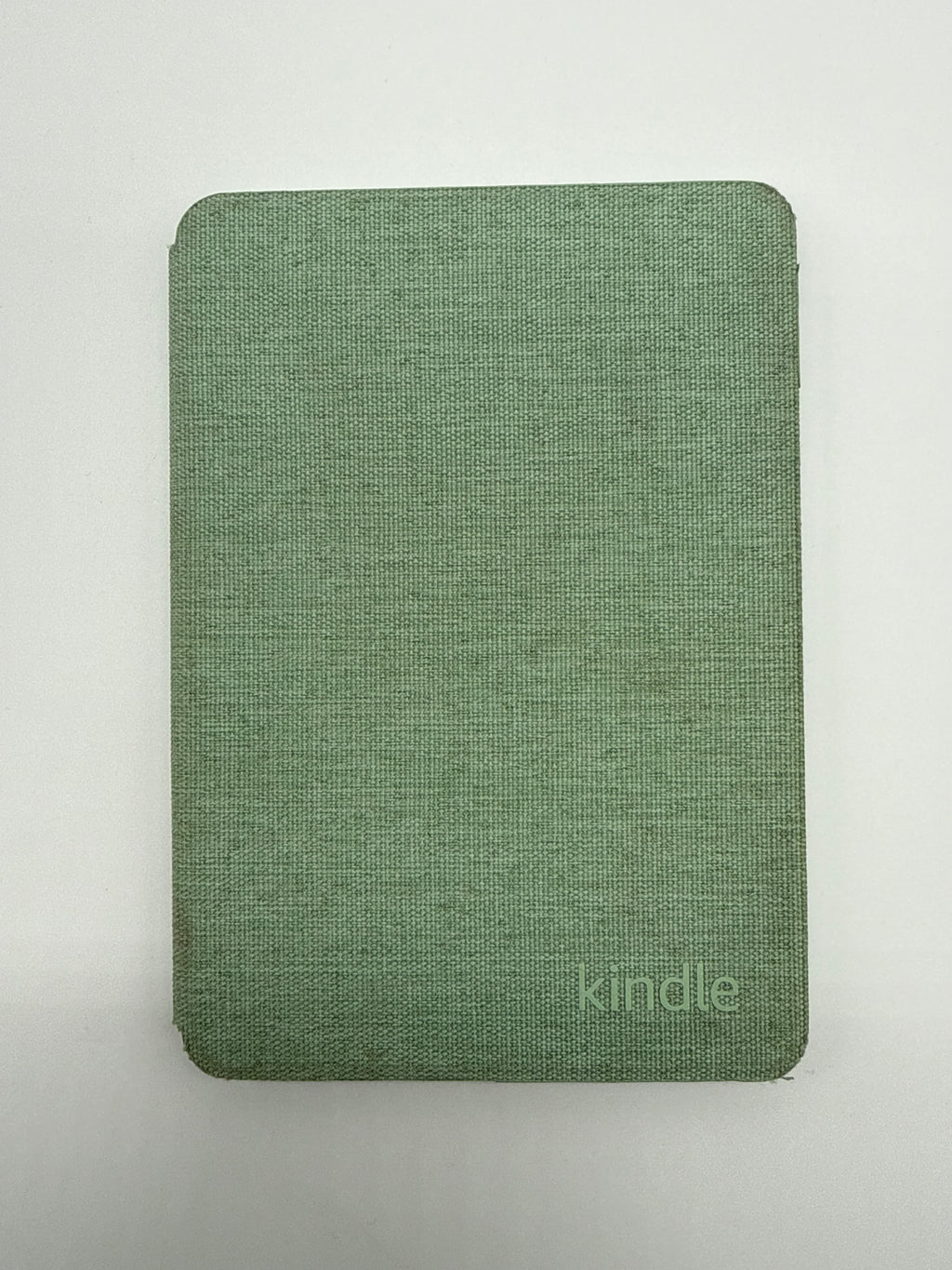 BUNDLE Amazon 6" Kindle 11th Gen 16GB 2024 Matcha + Kindle Case
