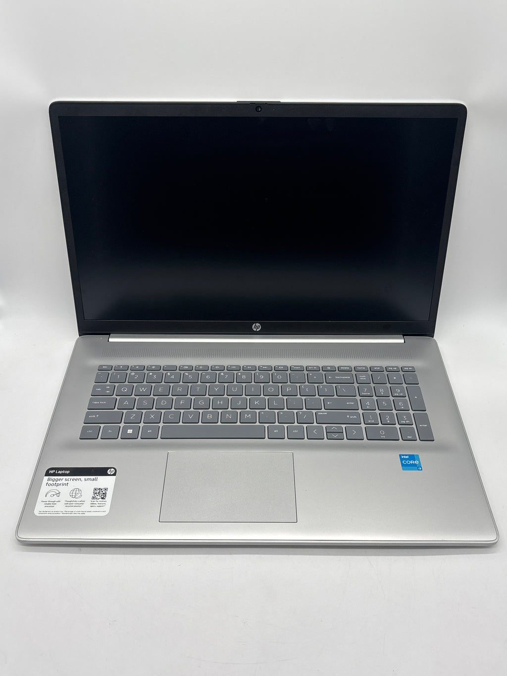 HP 17-cn2083dx i3-1215U 8GB RAM 256 GB SSD