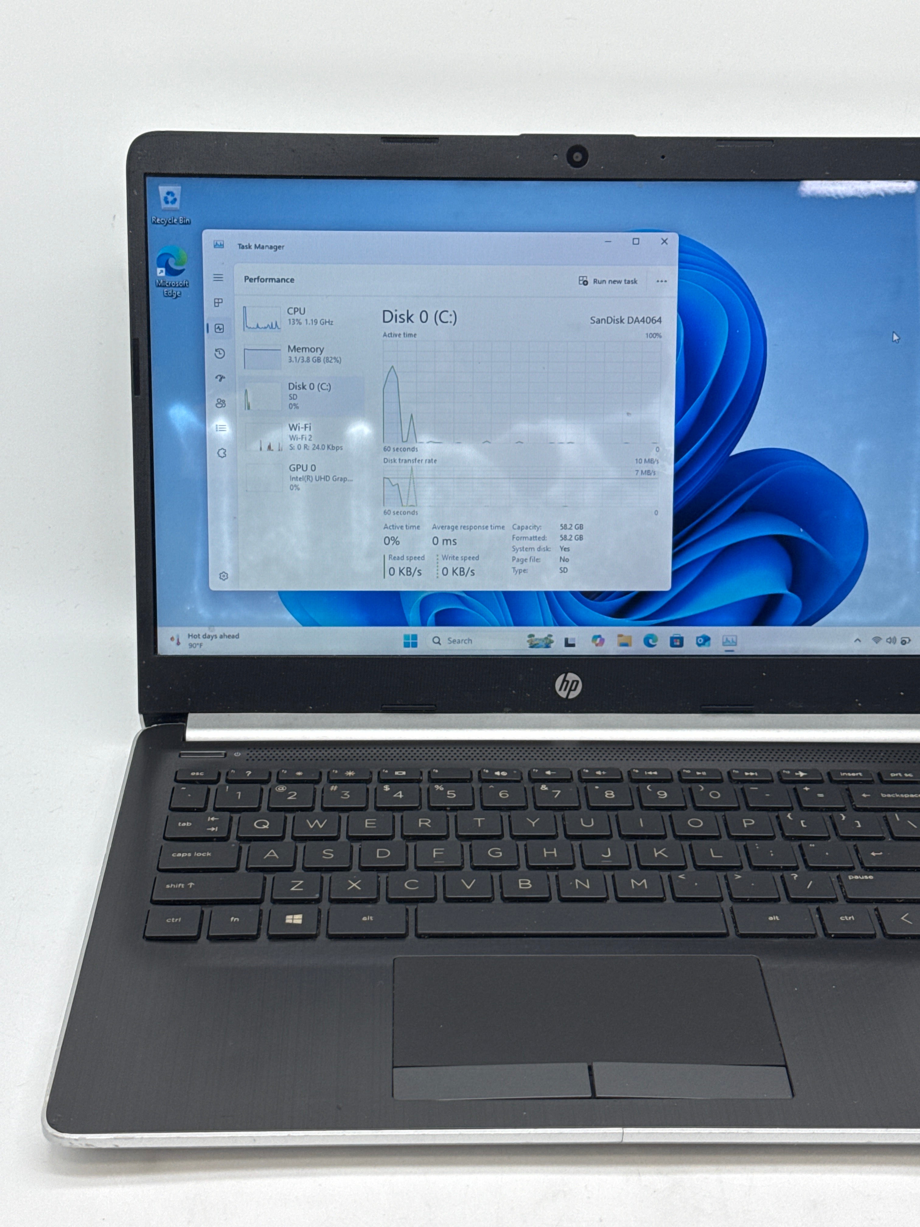 HP Laptop 14-df0018wm Celeron N4000 4GB RAM 64GB SD - For Parts Bad LCD
