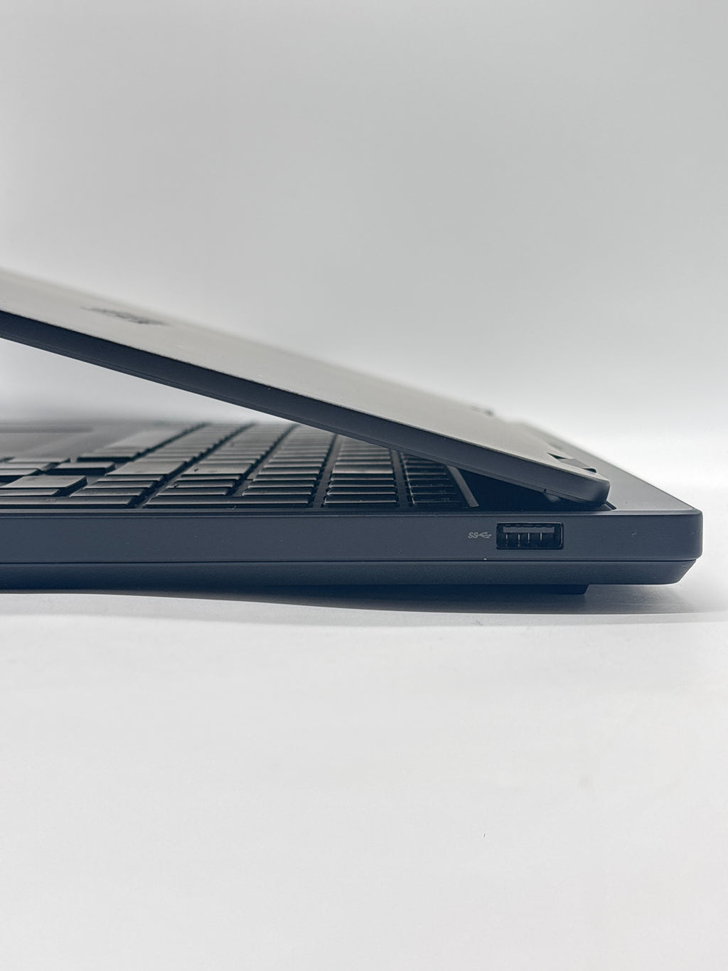 Lenovo Legion 5 15IRX10 i9-14900HX 32 GB RAM 1 TB SSD RTX 5070