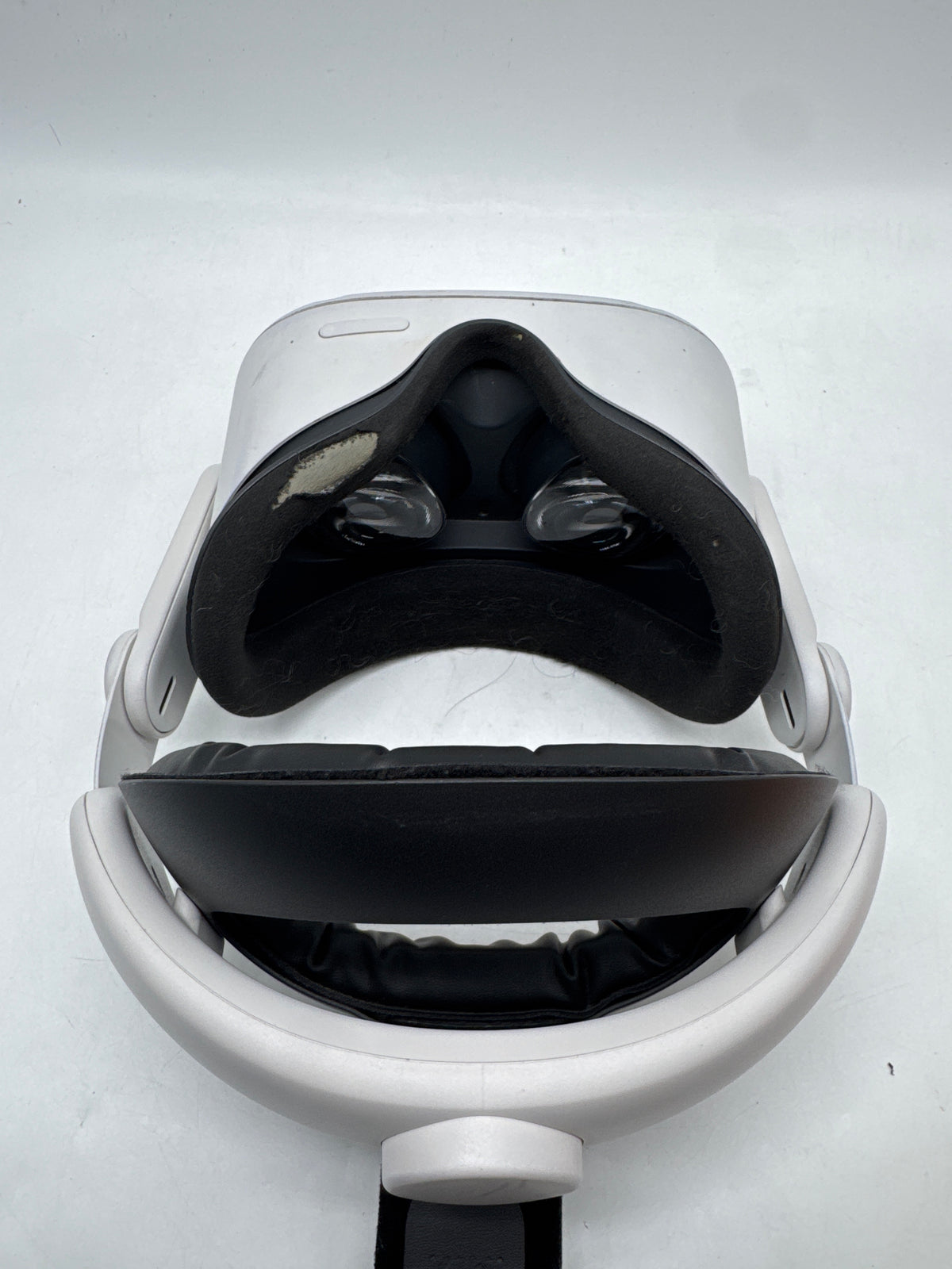 Meta Quest 2 128GB Standalone VR Headset Black - Worn Foam