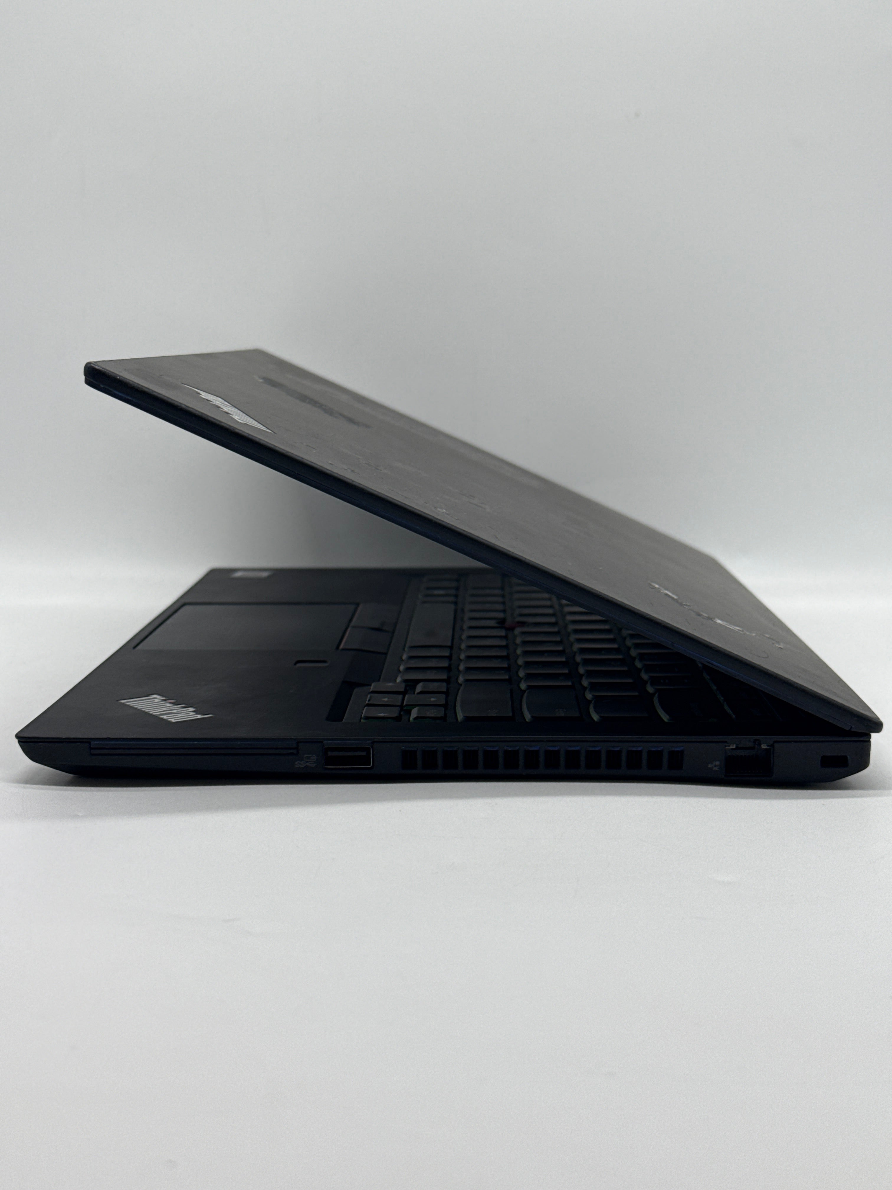 Lenovo ThinkPad T495 14" Ryzen 7 Pro 3700U 16GB RAM 512GB SSD - For Parts