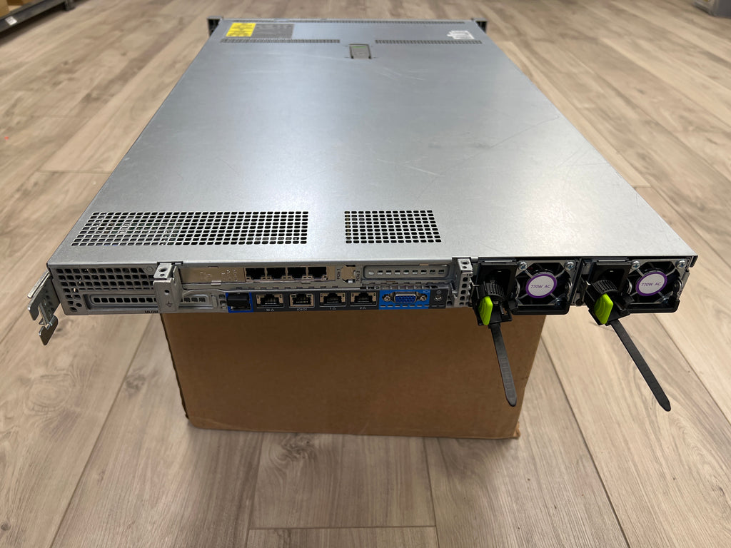 Cisco UCSC-C220-M4S Intel Xeon E5-2630 48GB RAM 2.4TB HDD Server NO OS