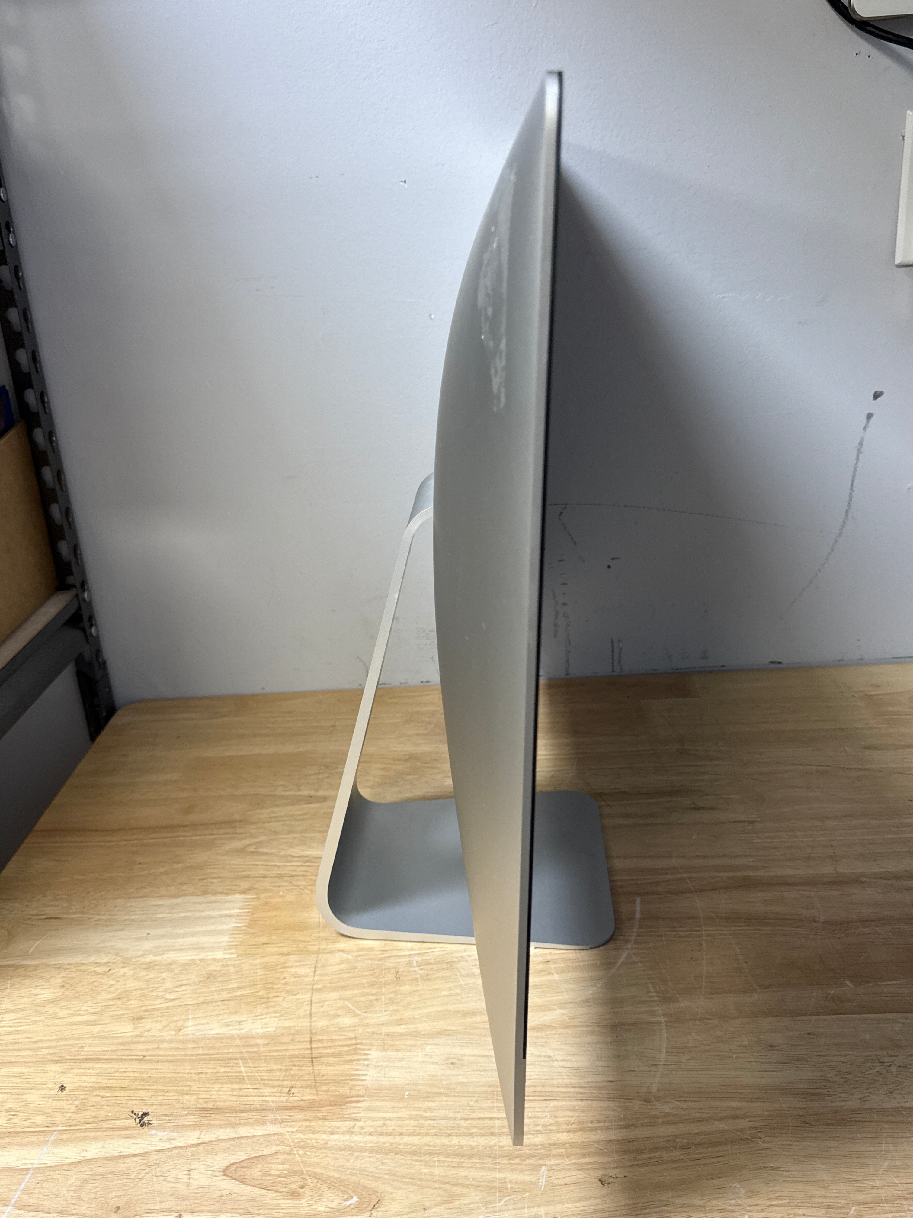 Apple iMac 27" 5K A2115 2020 i9 32GB RAM 1TB SSD Radeon Pro 5300 - For Parts (Read Desc)
