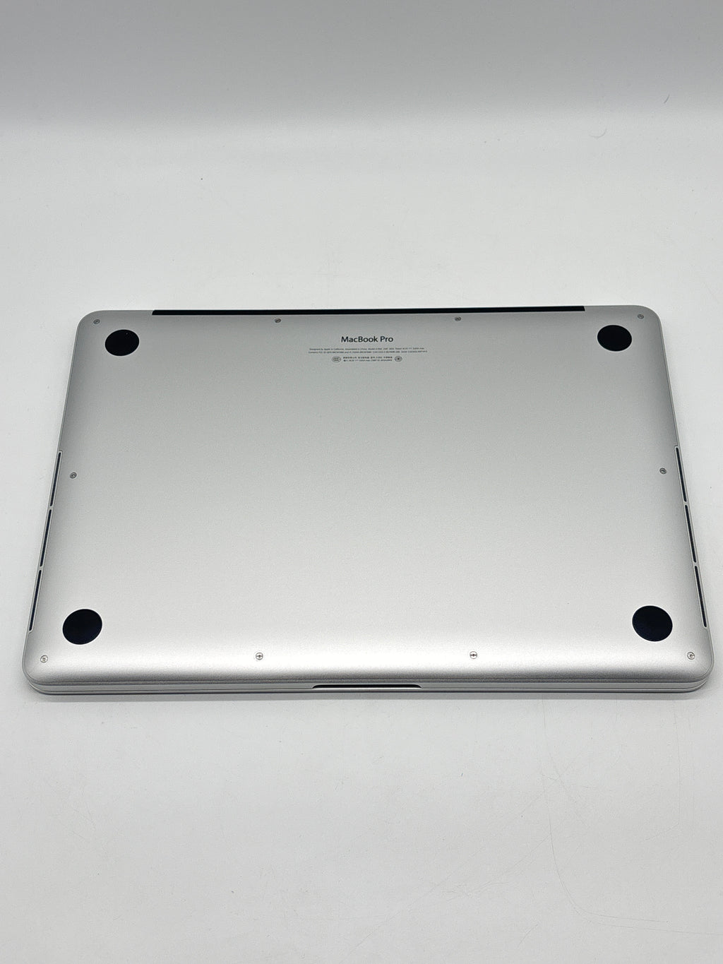 Apple MacBook Pro 13 Inch A1502 2015 i5 8GB RAM 128GB SSD (Cycle Count 60)
