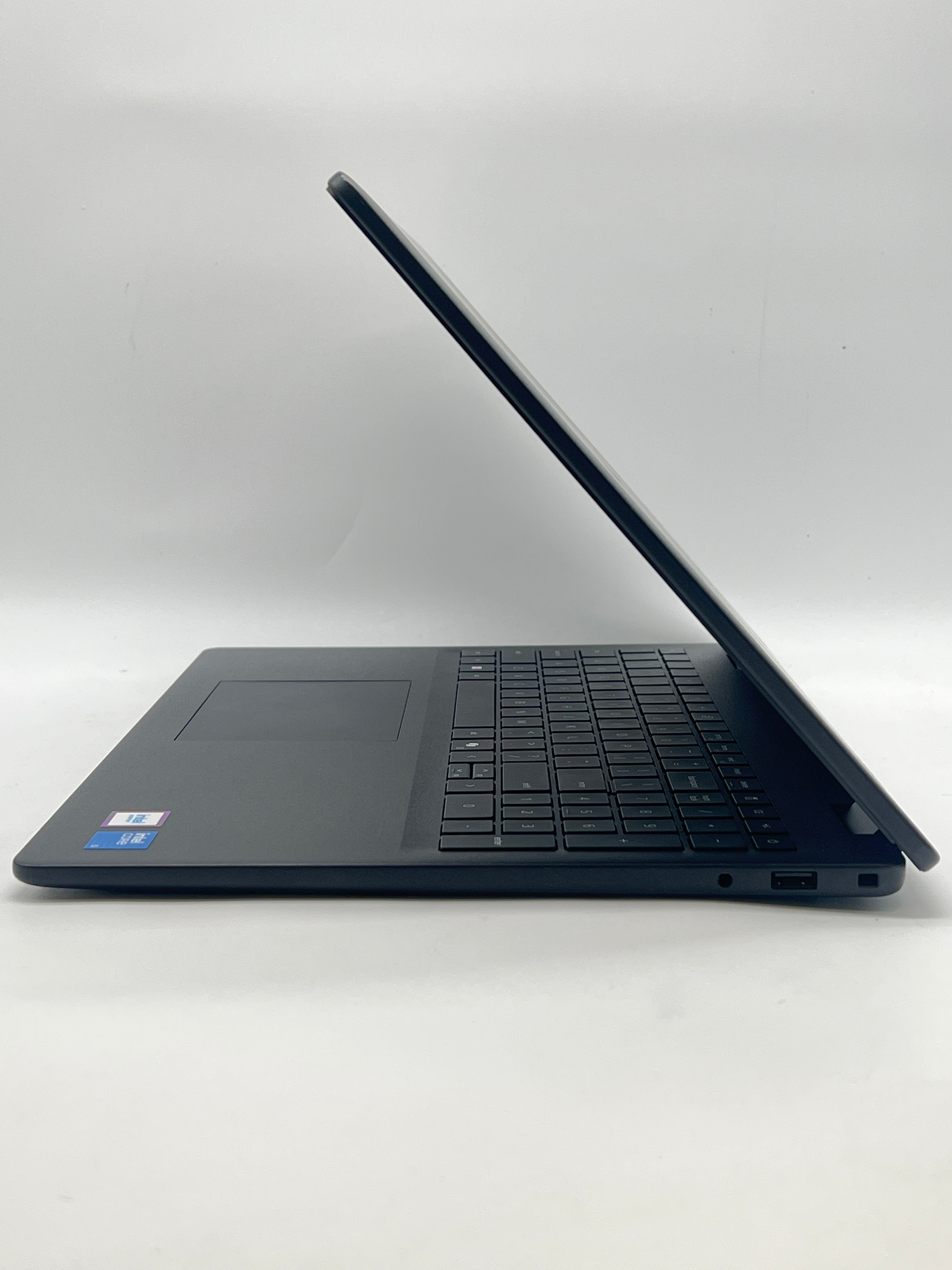Dell 16 DC16250 Core 5-120U 16GB RAM 512GB SSD Touch - Used