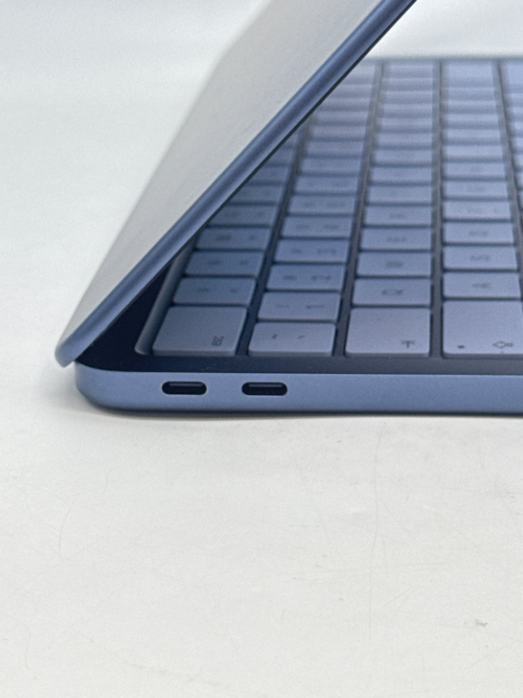Apple MacBook Neo 13" A18 Pro 8GB RAM 256GB SSD - Used with Box
