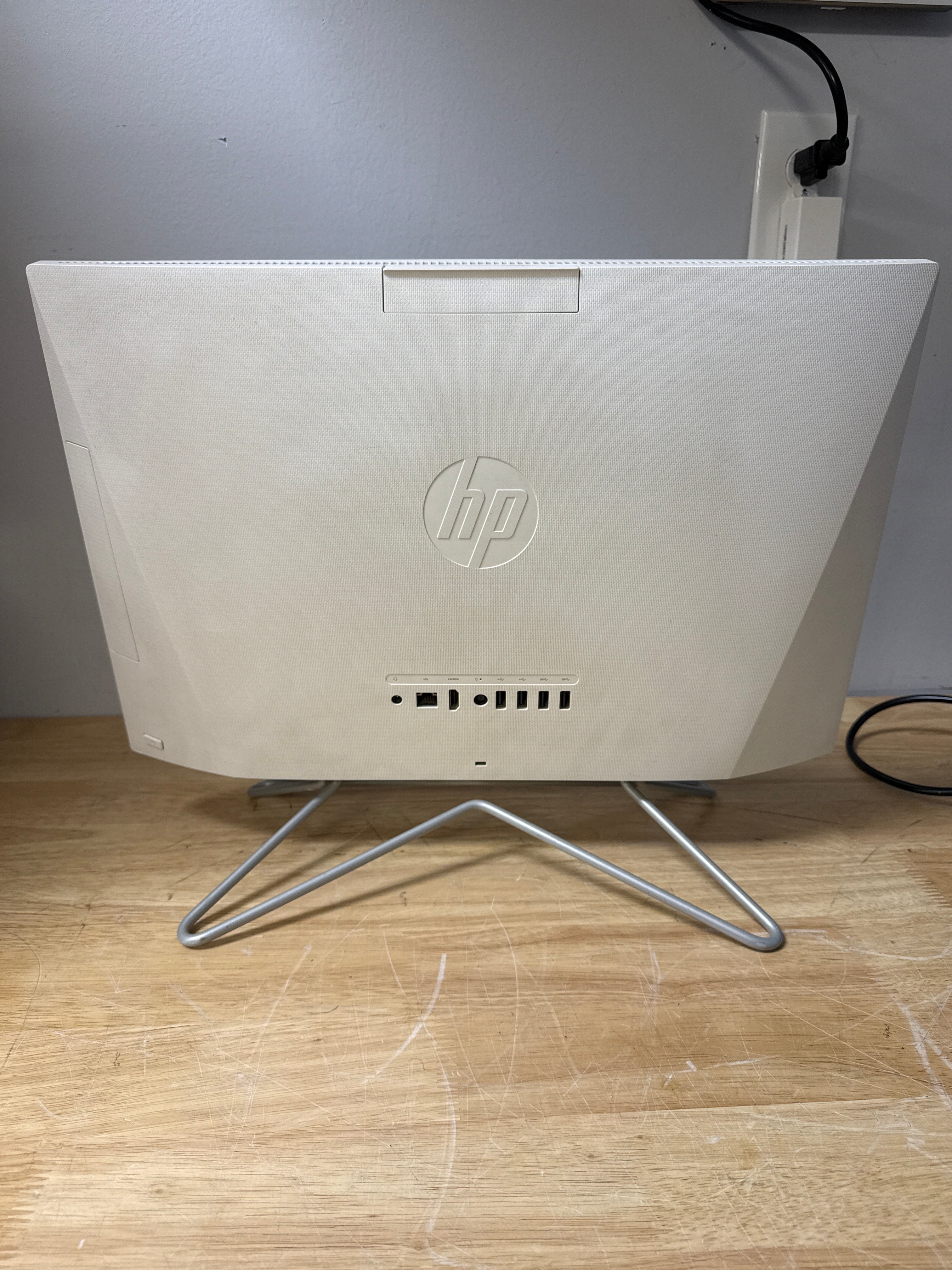 HP 22-DD0224 21.5" All-in-One PC (Intel Celeron J4025, 4GB RAM, 128GB SSD)