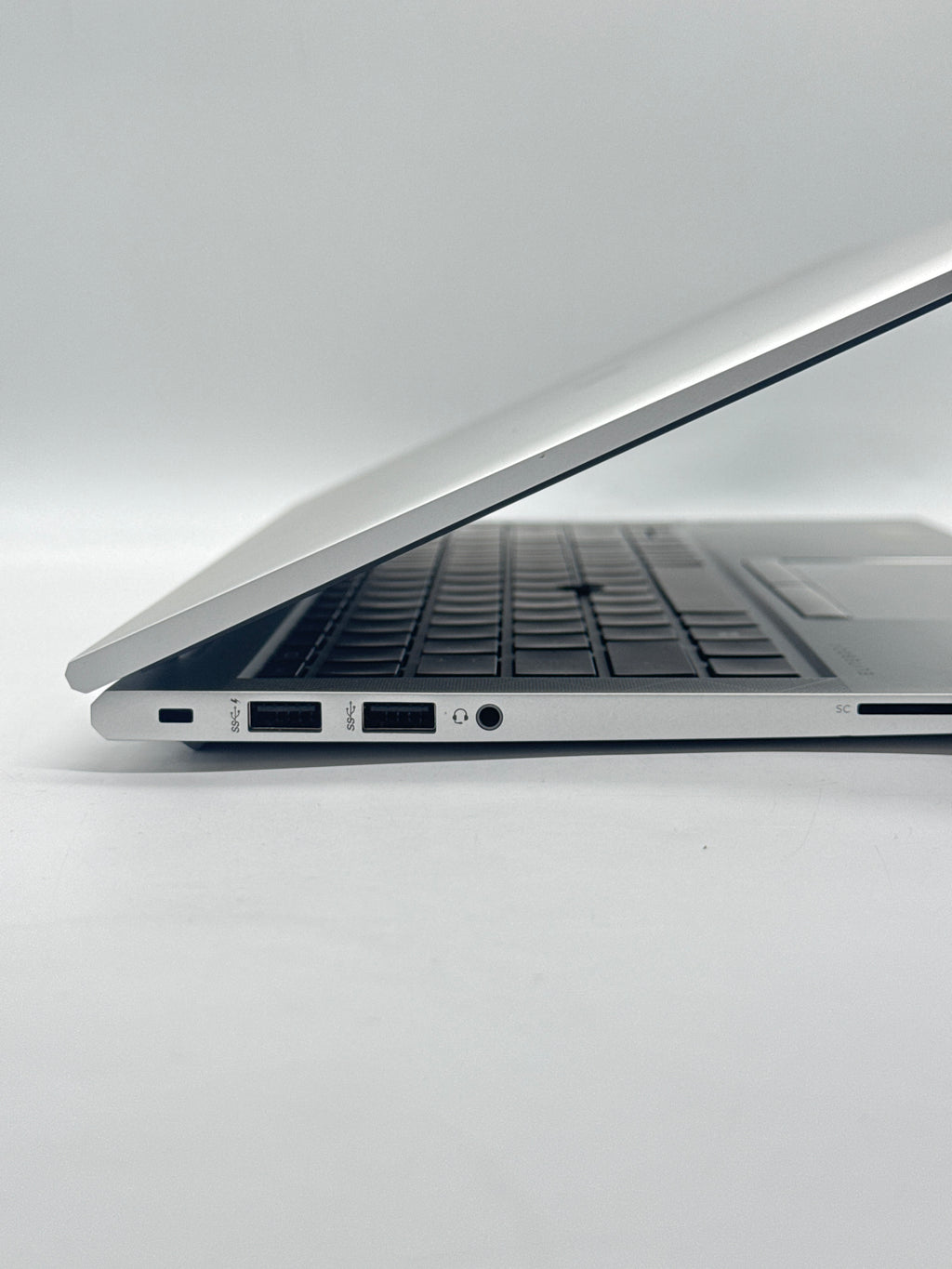 HP EliteBook 845 G8 Ryzen 5 Pro 5650U 16GB RAM 256GB SSD