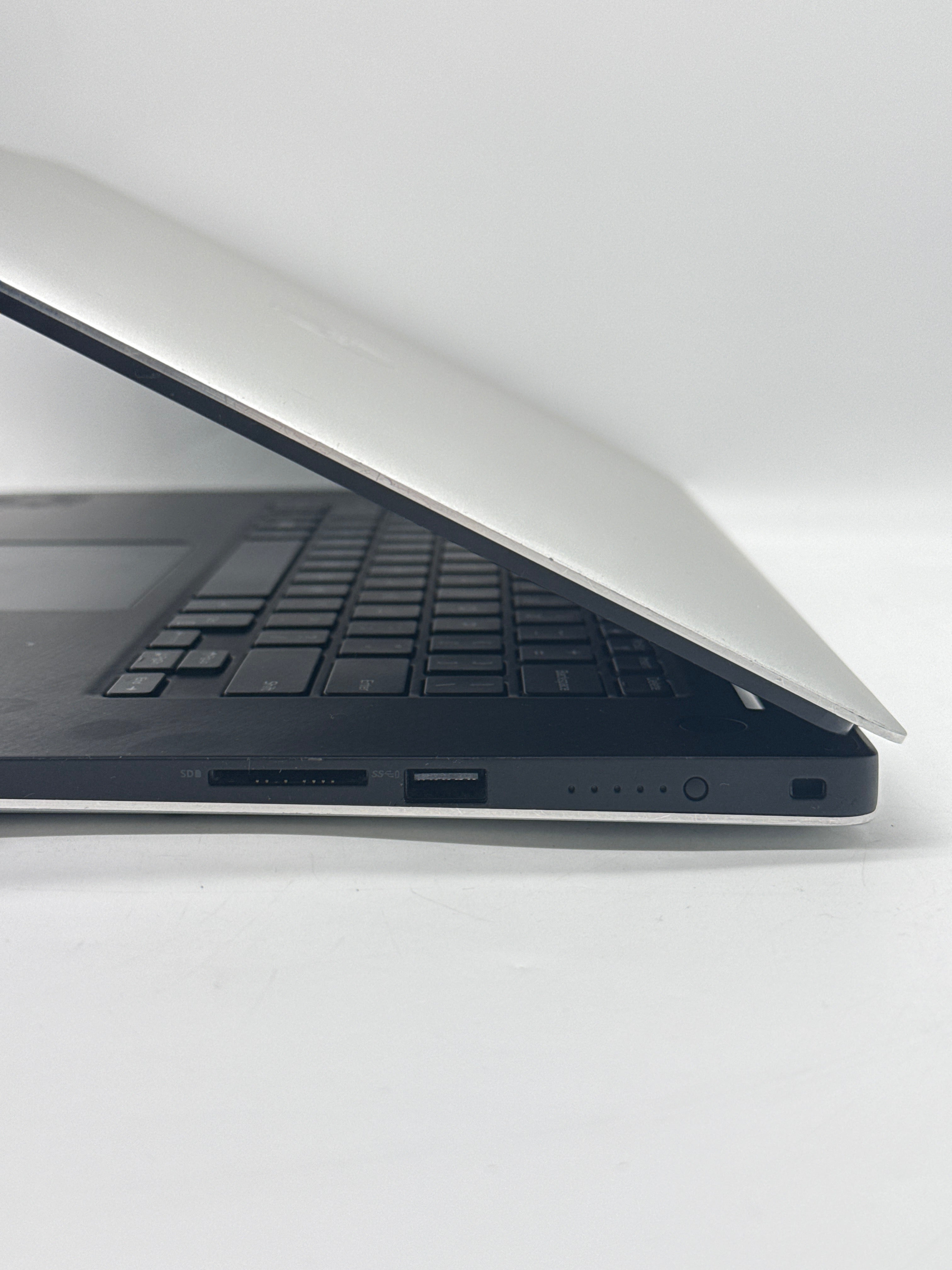 Dell XPS 15 9570 Touch i5-8300H 16GB RAM 512GB SSD GTX 1050