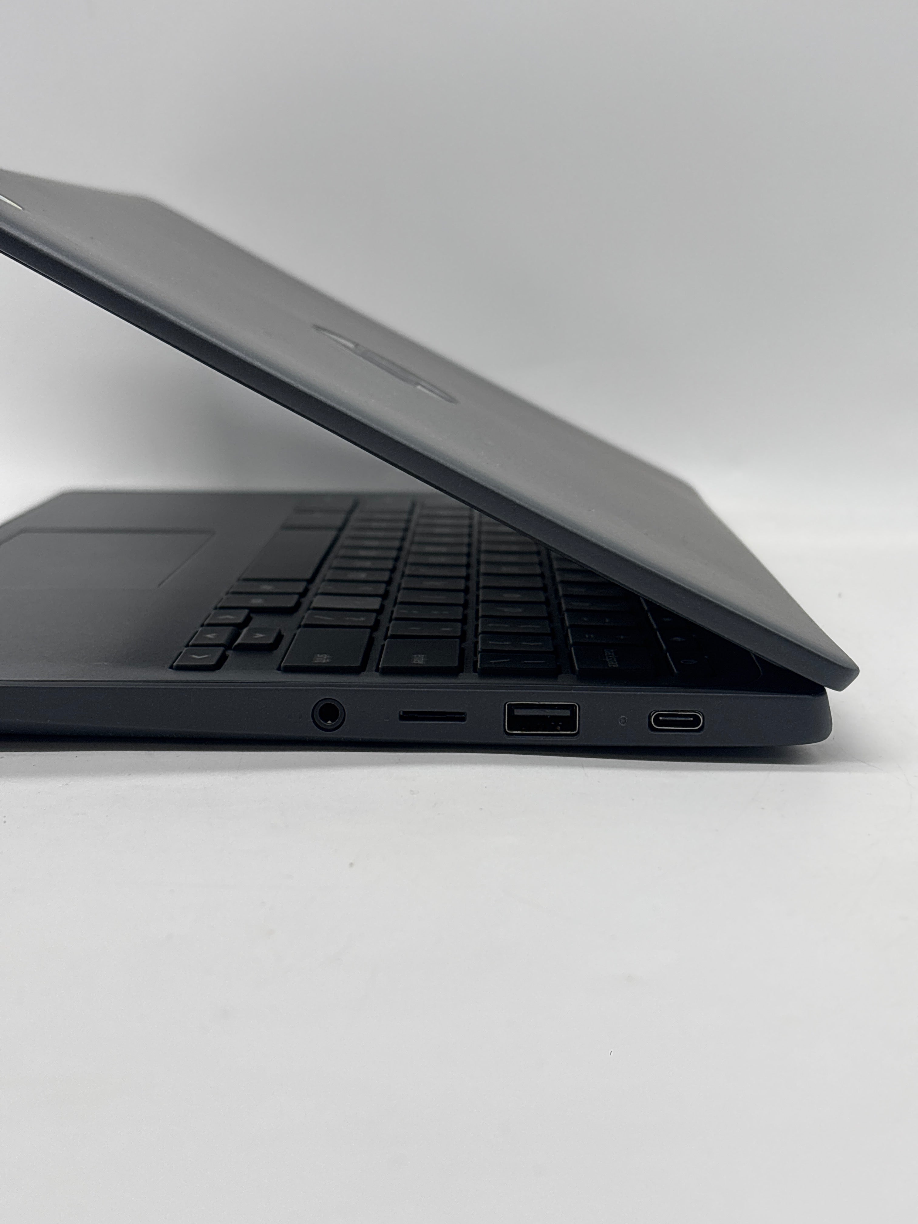 HP Chromebook 11A G8 11.6" AMD A4-9120C 4GB RAM 32GB eMMC
