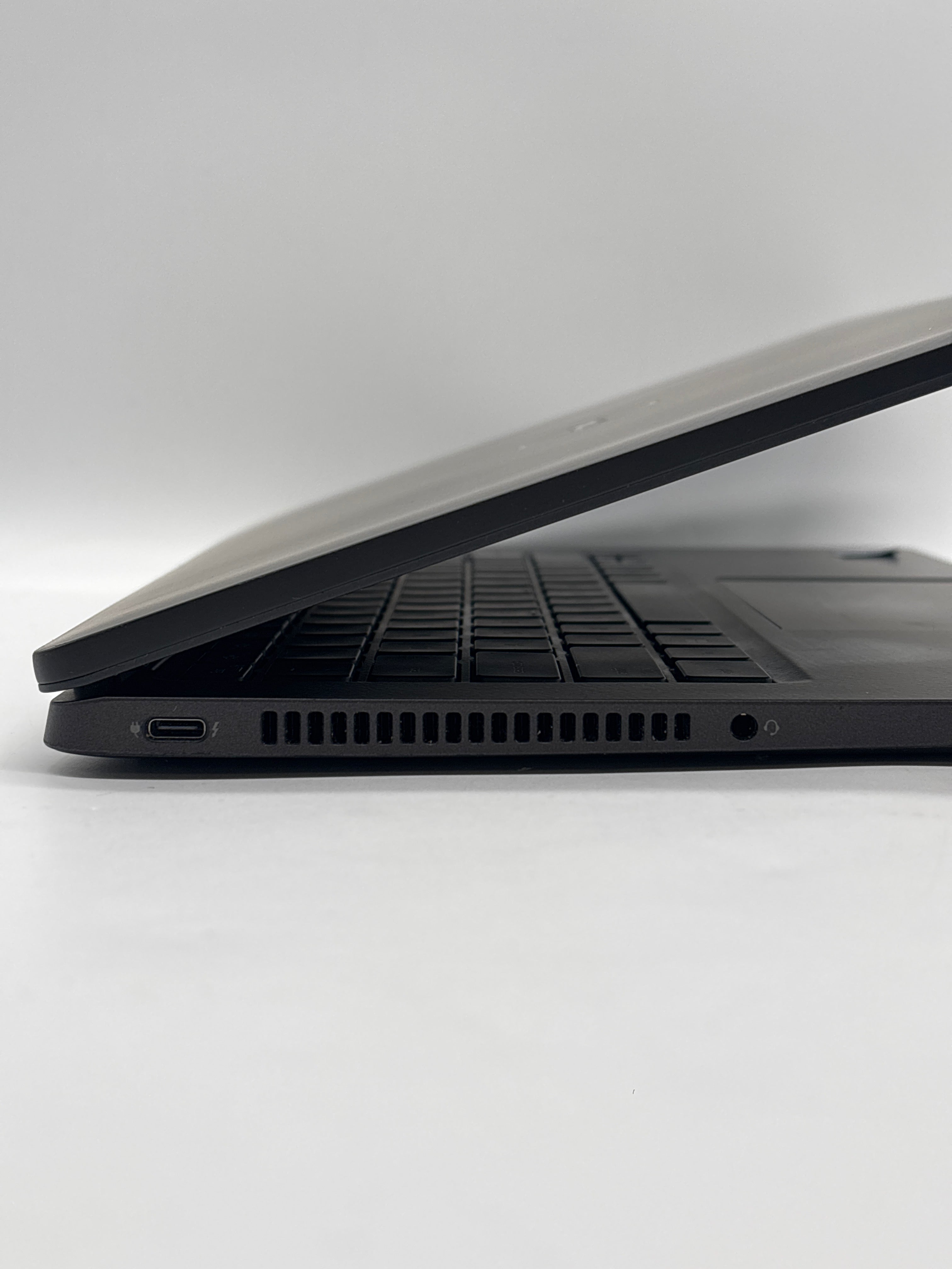 Dell Latitude 7430 i7-1265U 32GB RAM 512GB SSD - Bios Locked/Remotely Managed