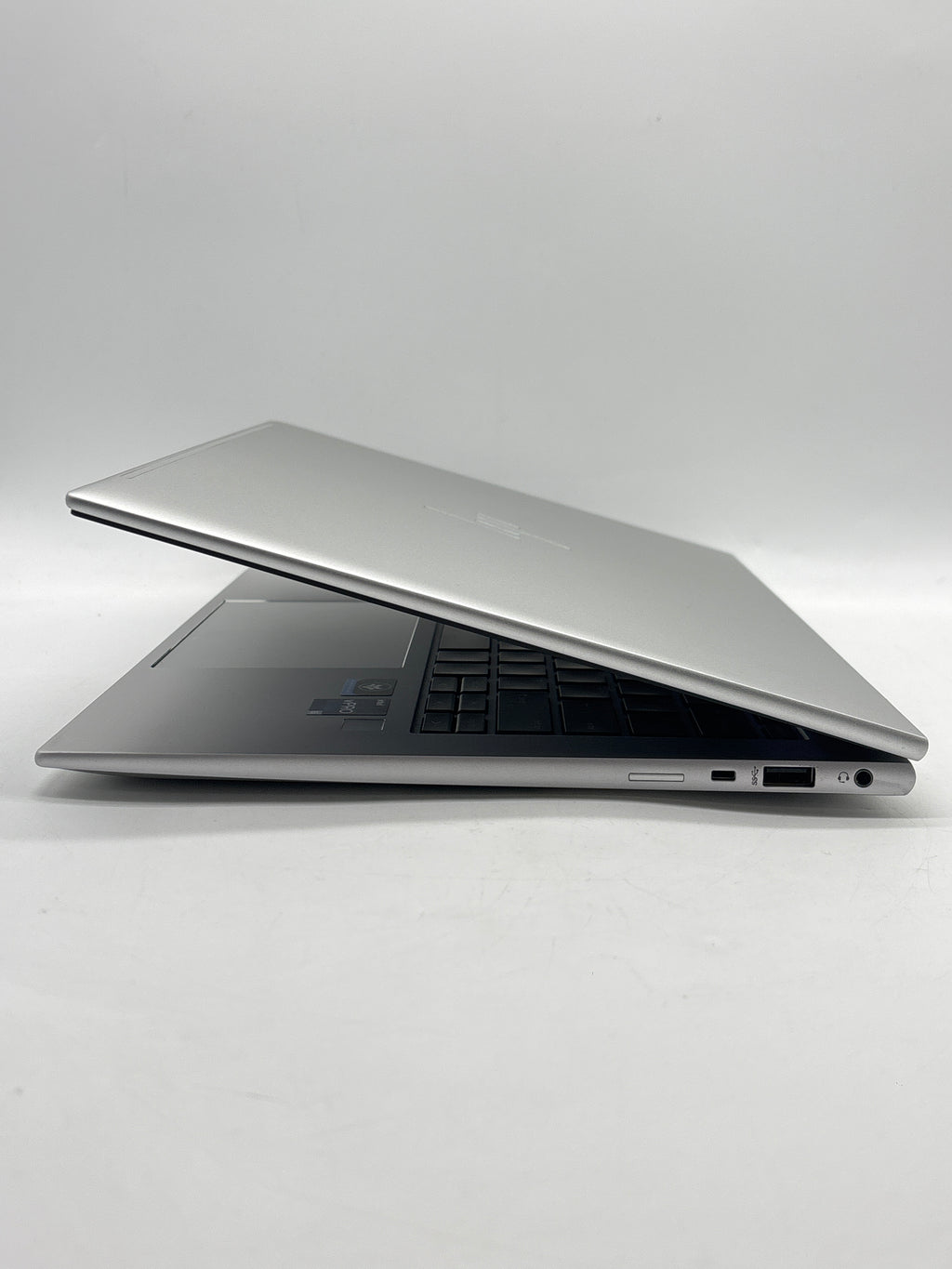 HP EliteBook 840 G10 14" i5-1345U 16GB RAM 512GB SSD Silver - Used