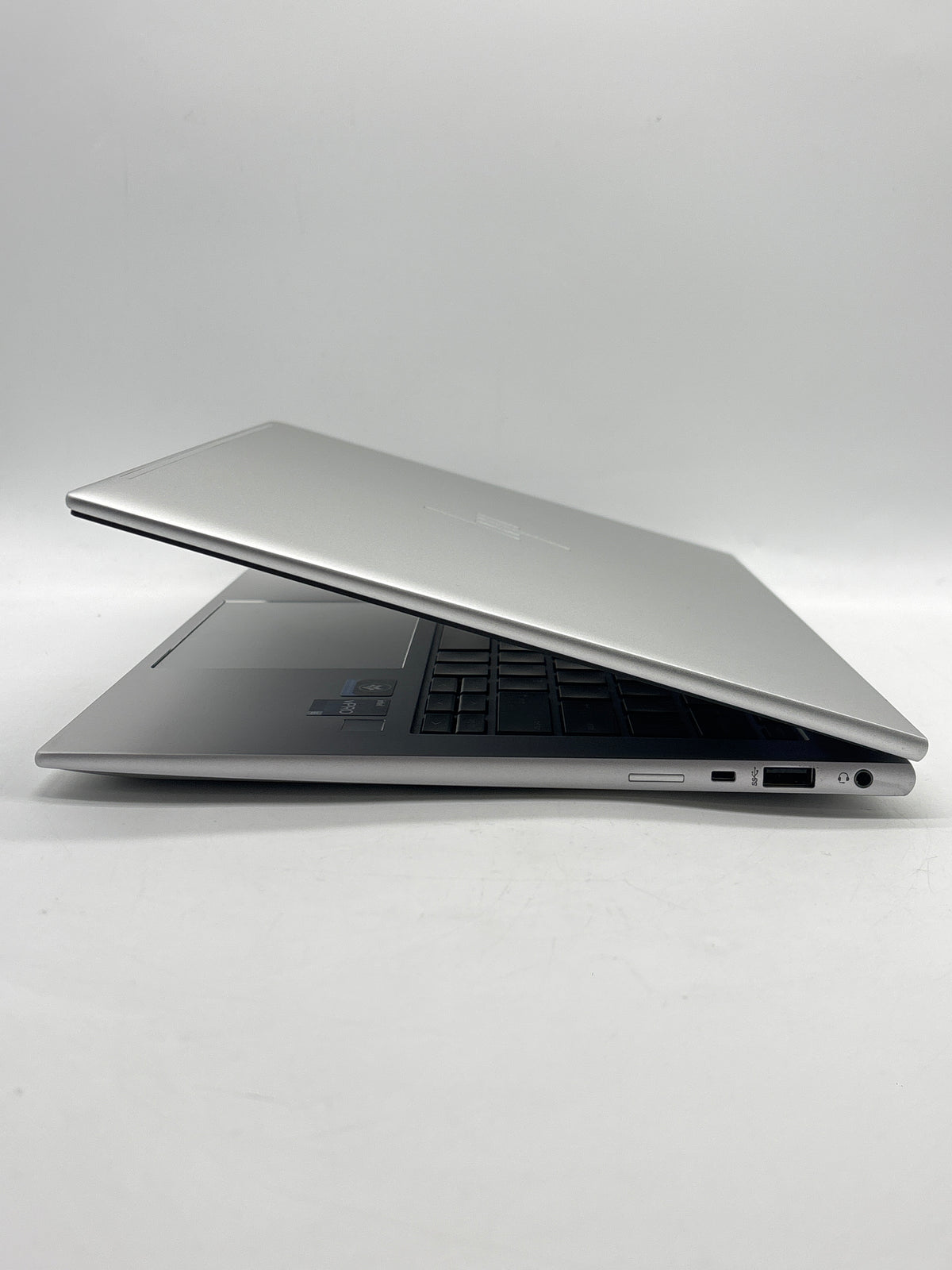 HP EliteBook 840 G10 14" i5-1345U 16GB RAM 512GB SSD Silver - Used