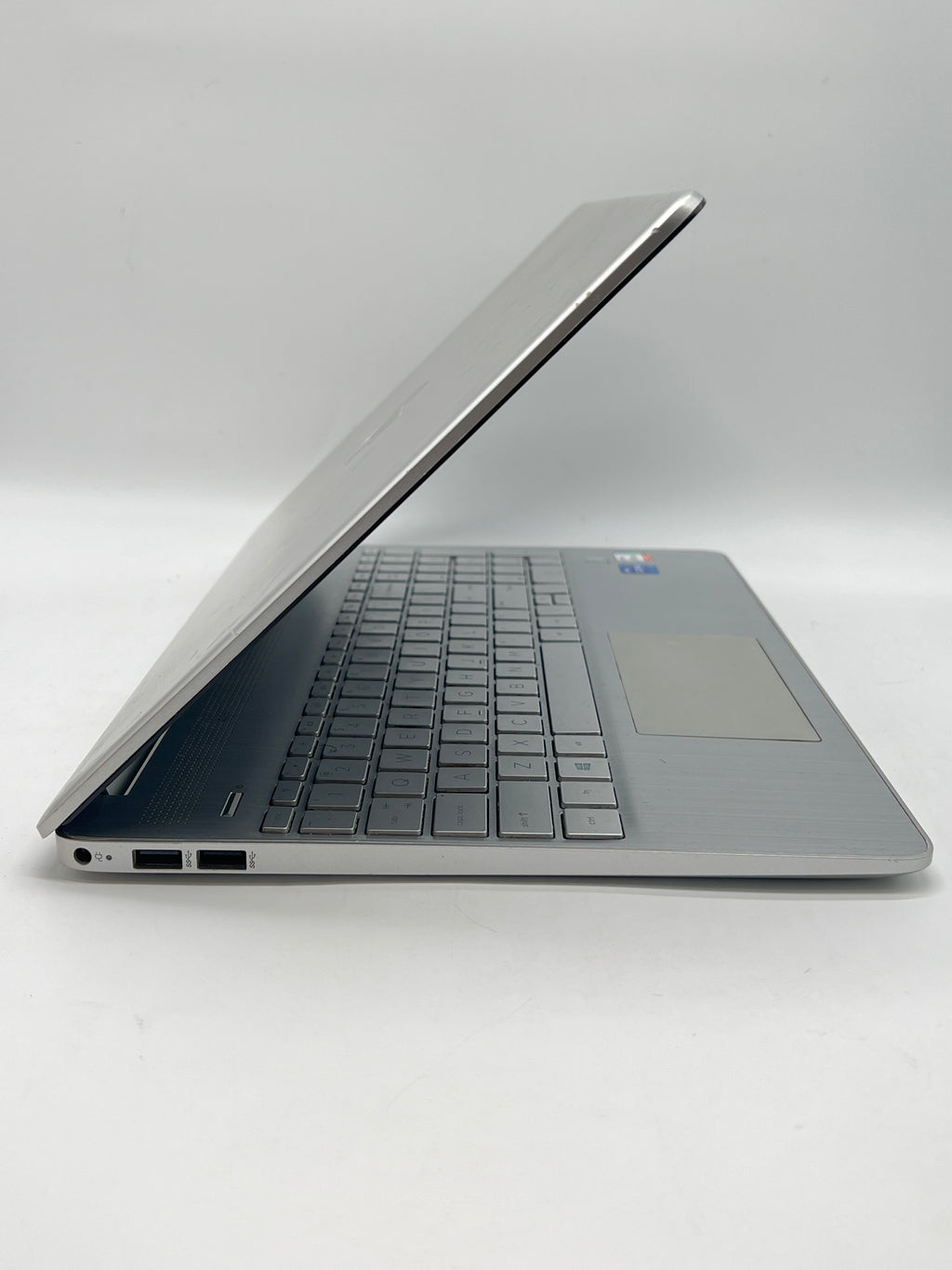 HP Laptop 15t-dy200 i7-1165G7 32GB RAM 1TB SSD - Used