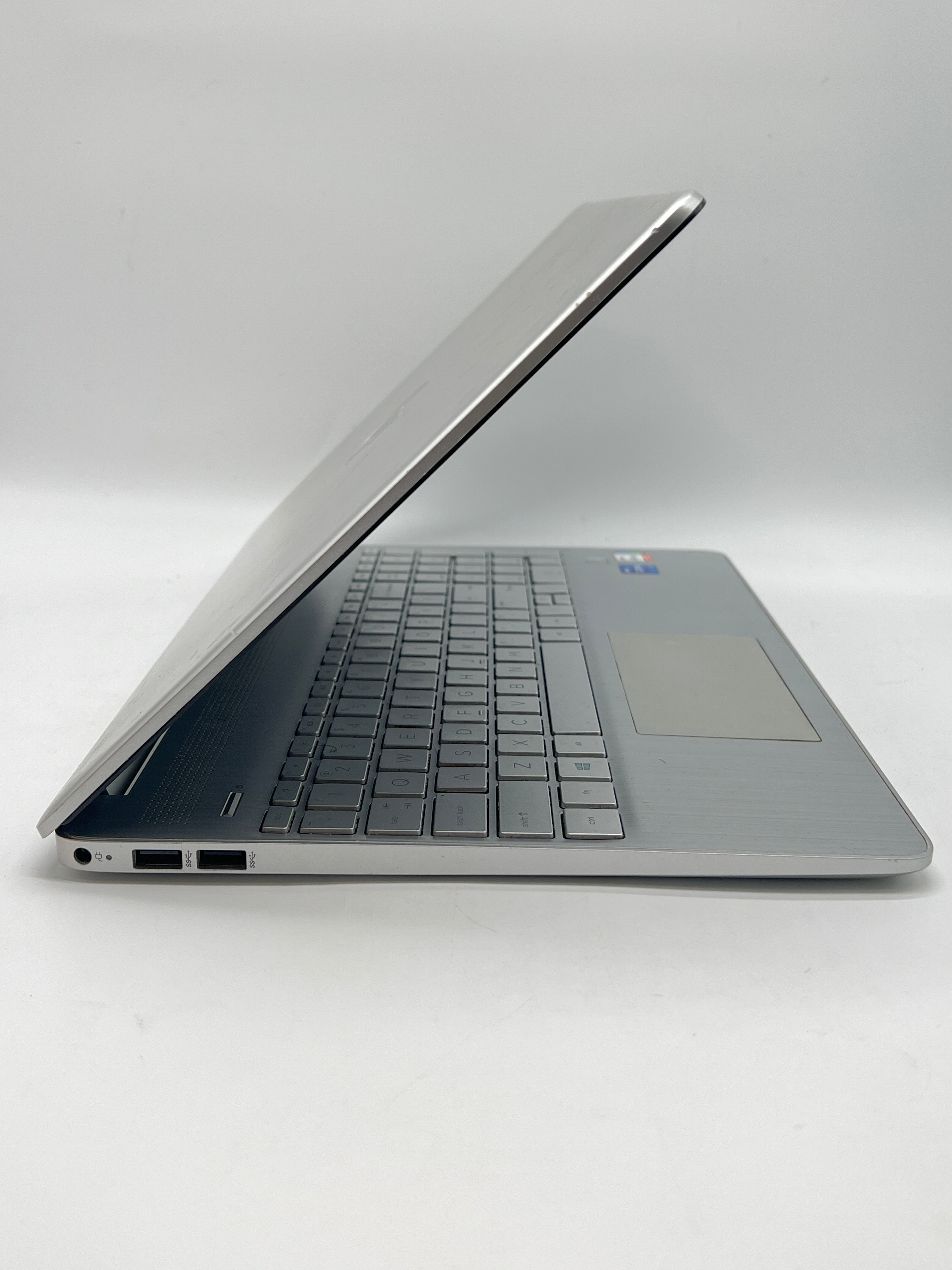 HP Laptop 15t-dy200 i7-1165G7 32GB RAM 1TB SSD - Used