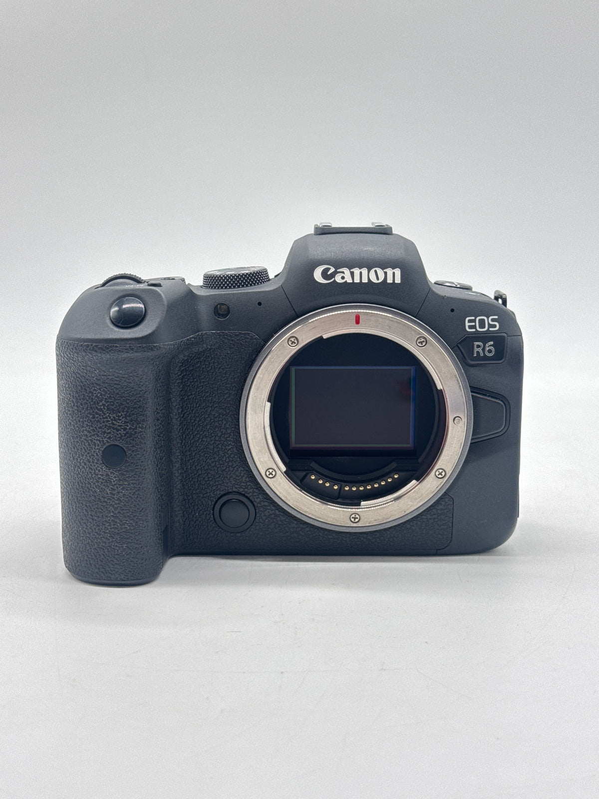 Canon EOS R6 Mirrorless Camera Body Only Black w/ Battery No Charger - Used