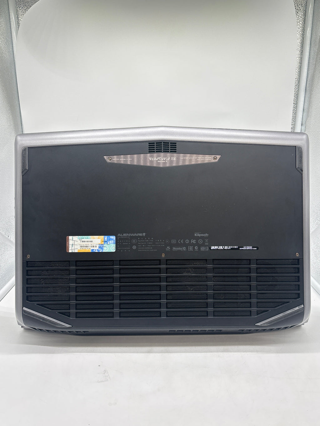 Alienware 18 i7-4930MX 32GB RAM 512GB SSD + 750GB HDD Dual GTX 780M - Used