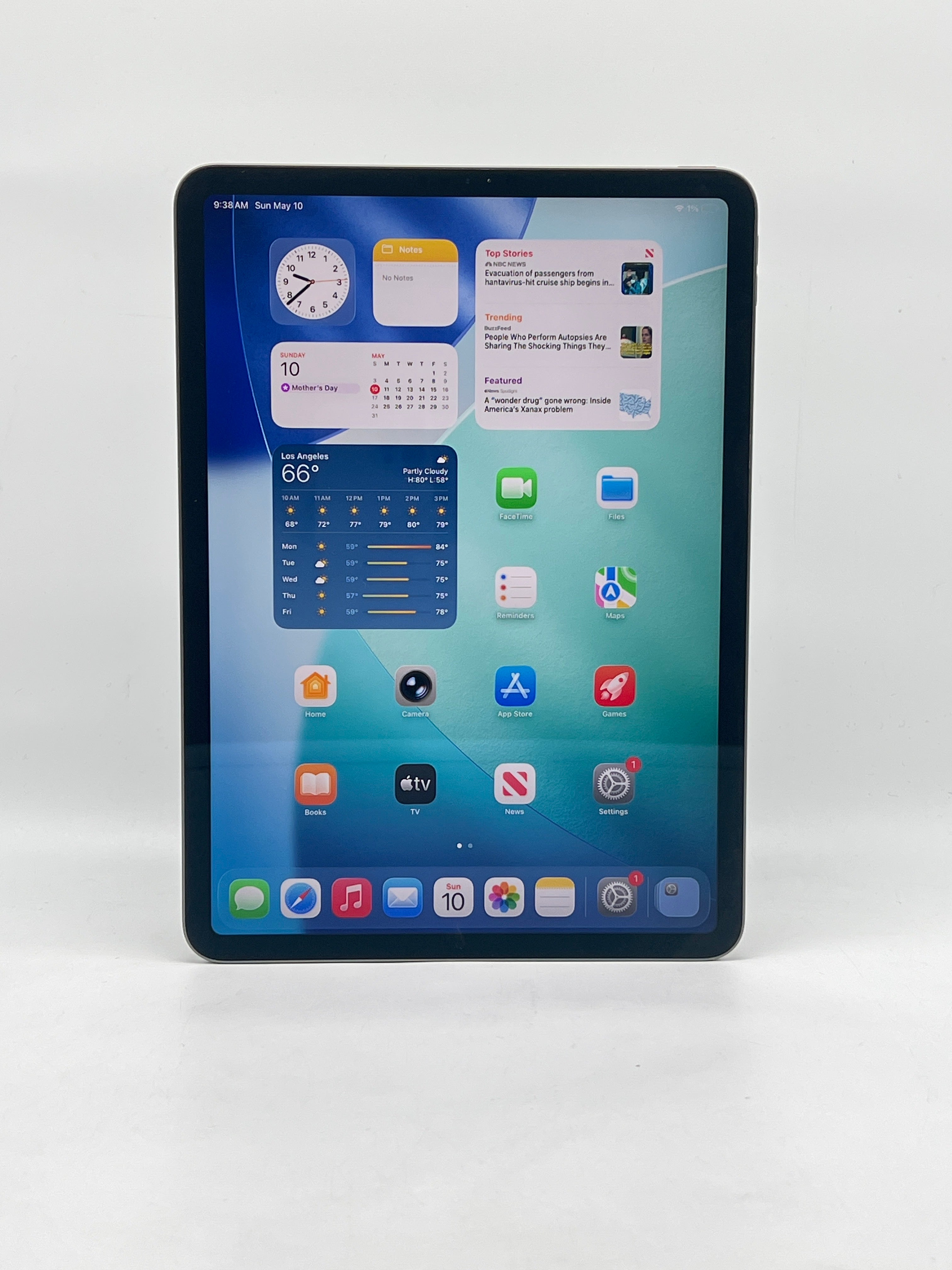 Apple iPad Pro 11" 2nd Gen A2228 128GB Wi‑Fi W Apple Pencil  - Used