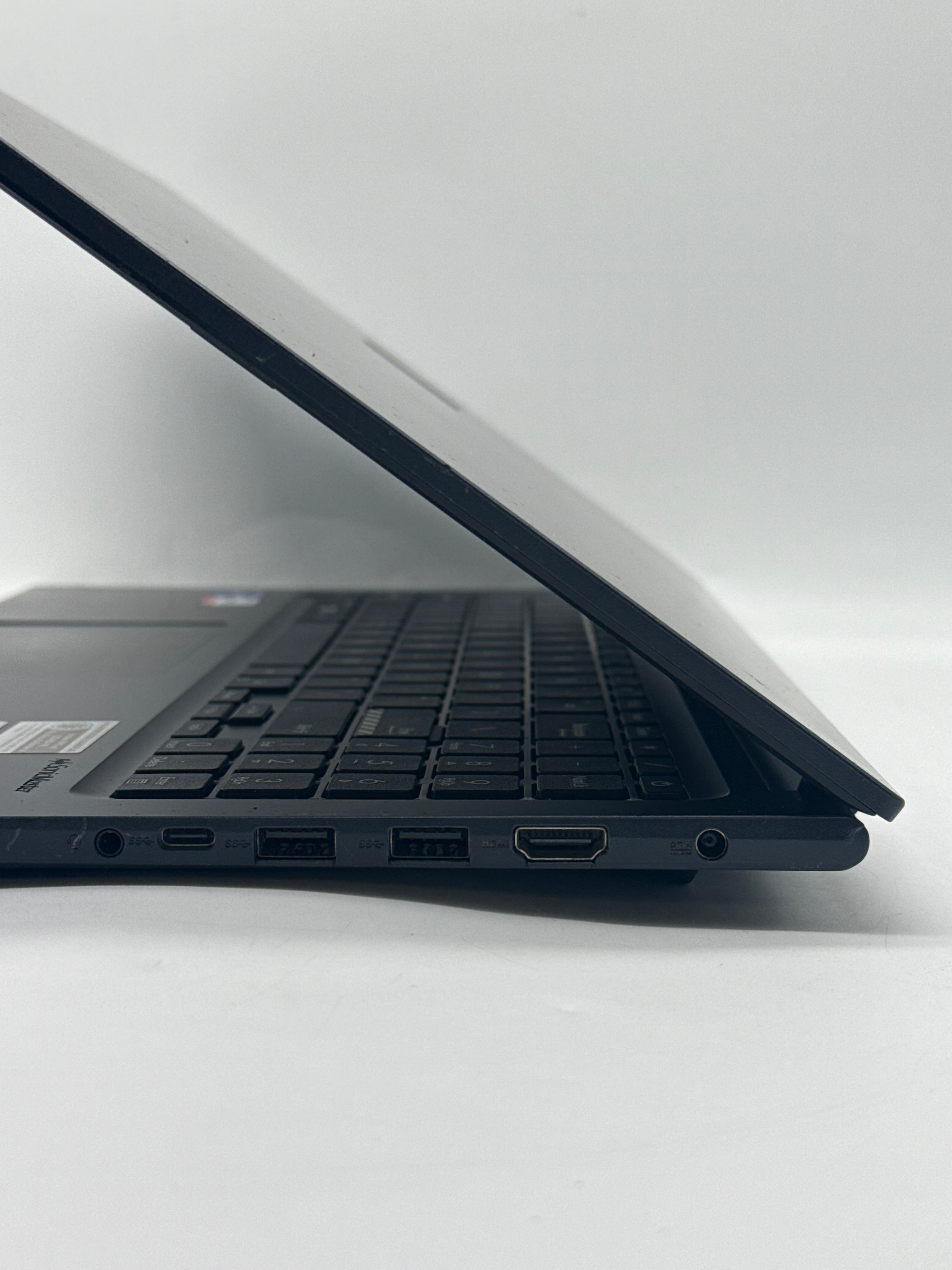 Asus Vivobook 15 F1504V Intel i7 8GB RAM 256GB SSD - Bios Locked/Remotely Managed