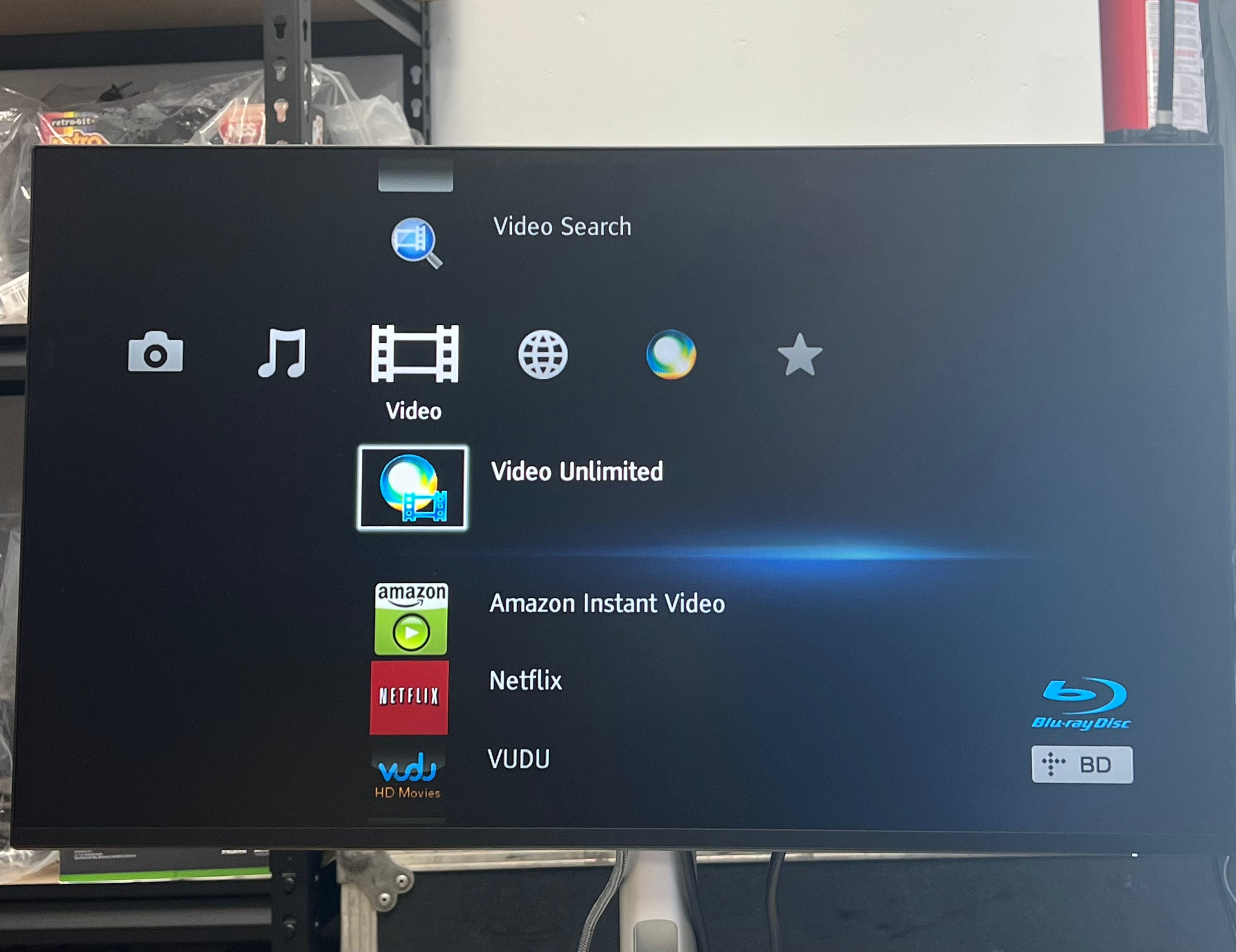 Sony BDP-S3100 DVD Player No Remote - Used