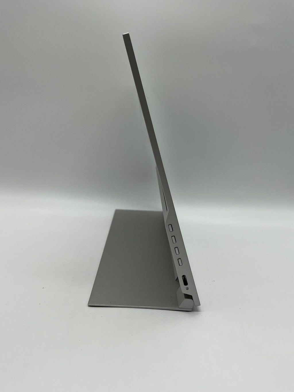 HP E14 G4 14 Inch FHD Portable Monitor IPS LED 1920x1080 Silver Used