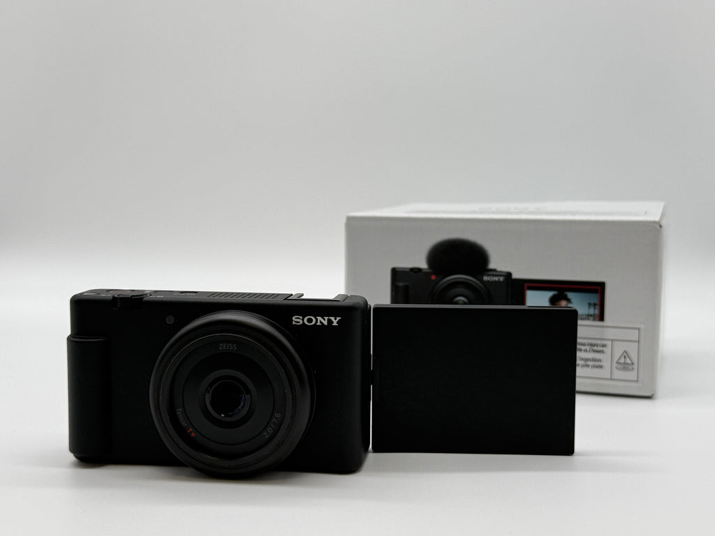 Sony ZV-1F 20.1MP 4K30p Digital Camera Black ZV1F W/ Box and 2 batteries