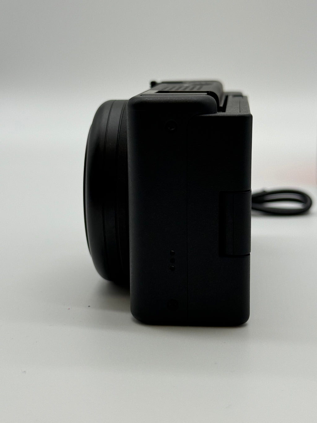 Sony ZV-1F 20.1MP 4K30p Digital Camera Black ZV1F W/ Box and 2 batteries