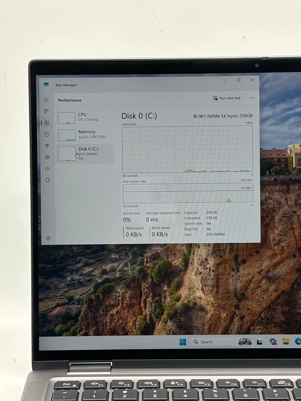 Dell Latitude 7440 14" i5-1345U 32GB RAM 256GB SSD Gray - Remotely Managed