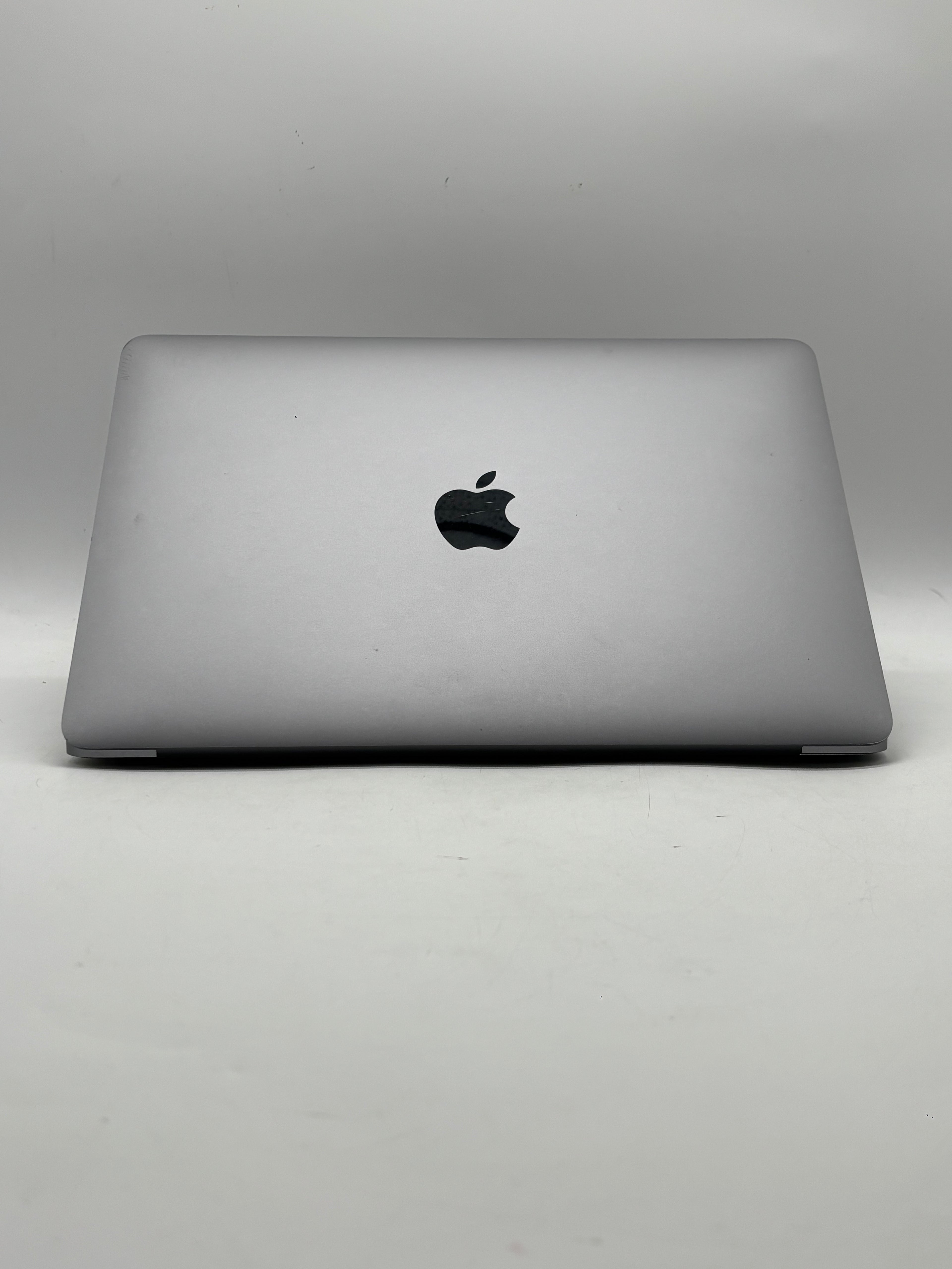 Apple MacBook A1534 12" Core M3 16GB RAM 256GB SSD Space Gray - Used