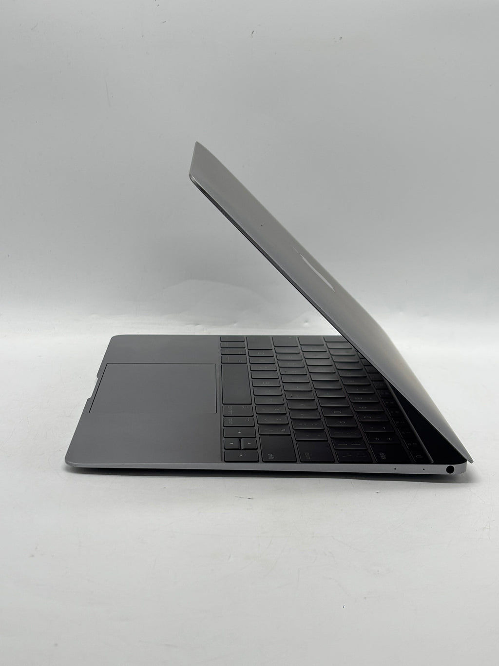 Apple MacBook A1534 12" Core M3 16GB RAM 256GB SSD Space Gray - Used