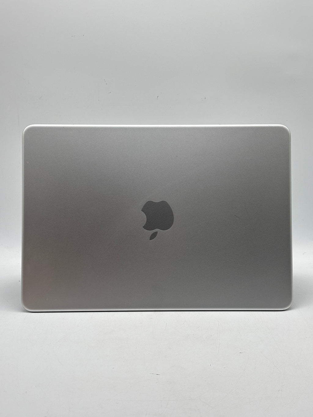 Apple MacBook Neo A3404 13" A18 Pro 8GB RAM 256GB SSD Silver - Used