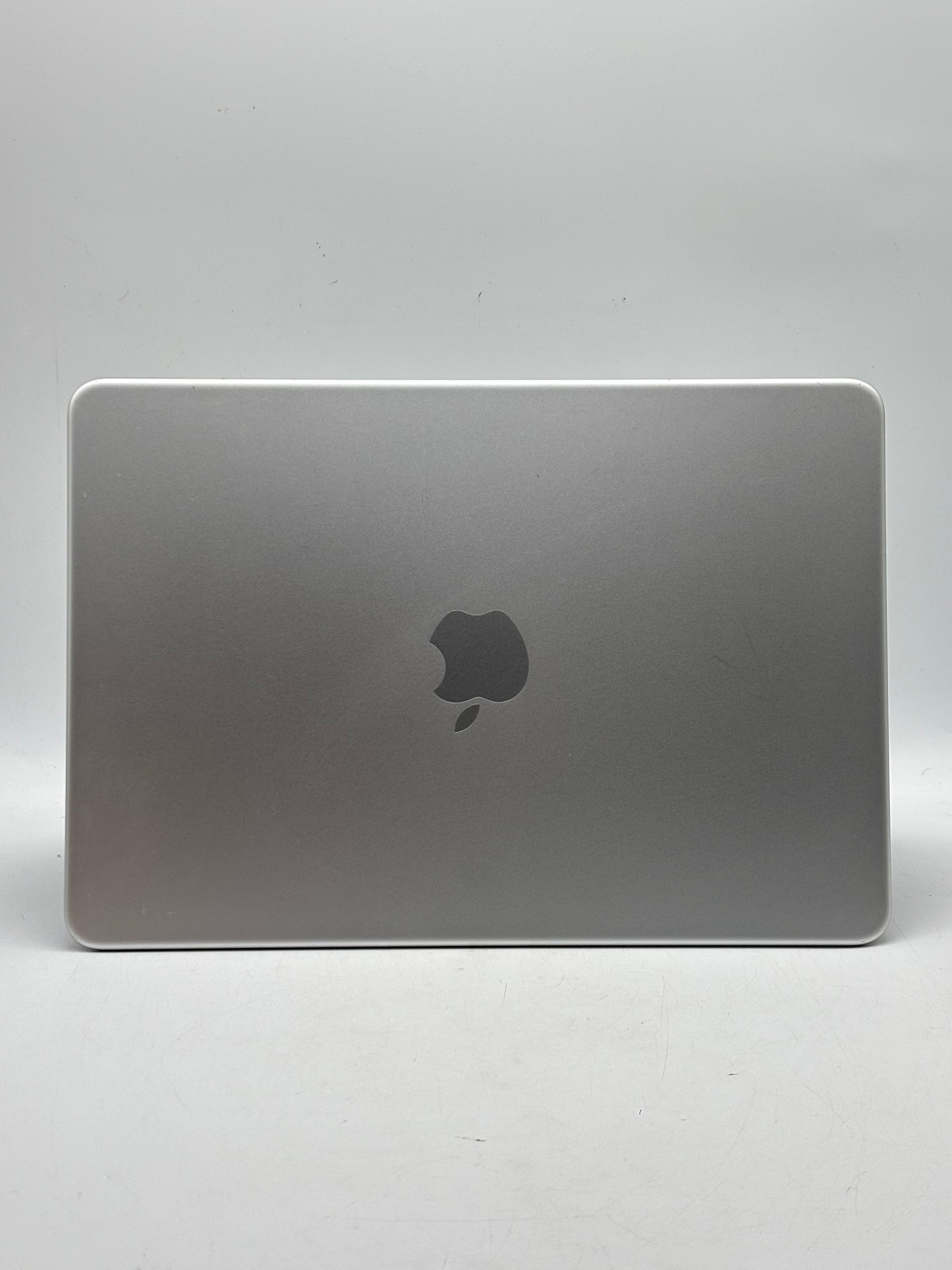 Apple MacBook Neo A3404 13" A18 Pro 8GB RAM 256GB SSD Silver - Used