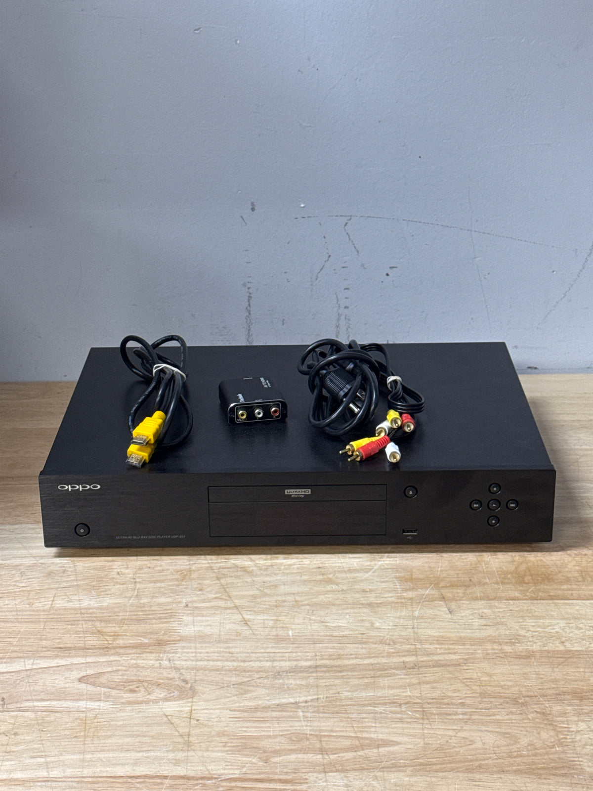 OPPO UDP-203 4K UHD Blu-ray Disc Player Dolby Vision Wi-Fi - Used