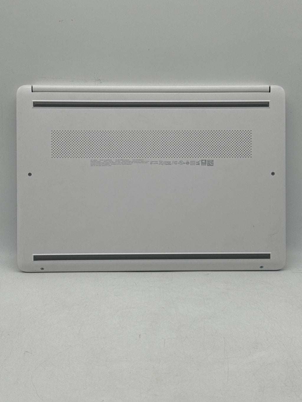 HP 14-dq0052dx 14in Celeron N4120 4GB RAM 64GB SSD White - Used