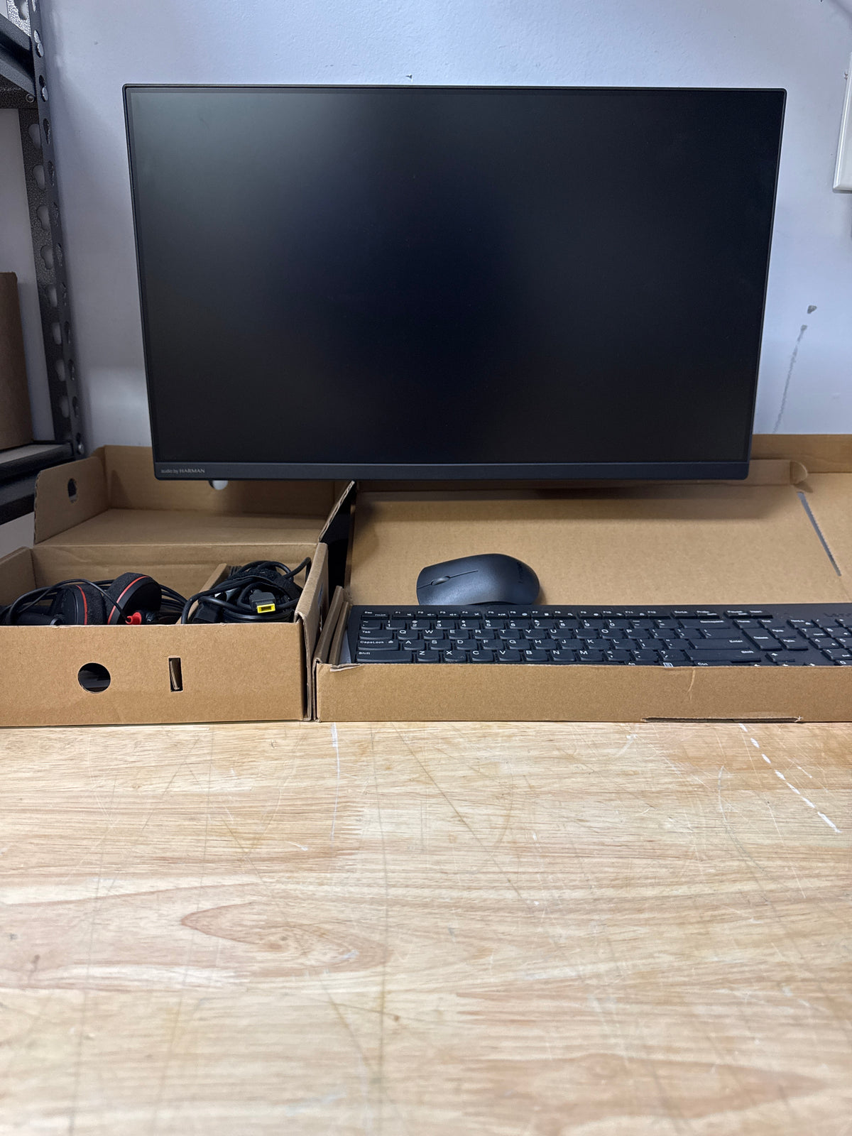 Lenovo IdeaCentre AIO 3 i5-12450H 8GB RAM 256GB SSD Black - Open Box