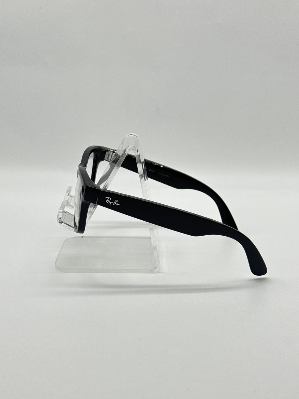 Ray-Ban Meta Wayfarer Gen 1 Smart Glasses RW4006 32GB Black - Used