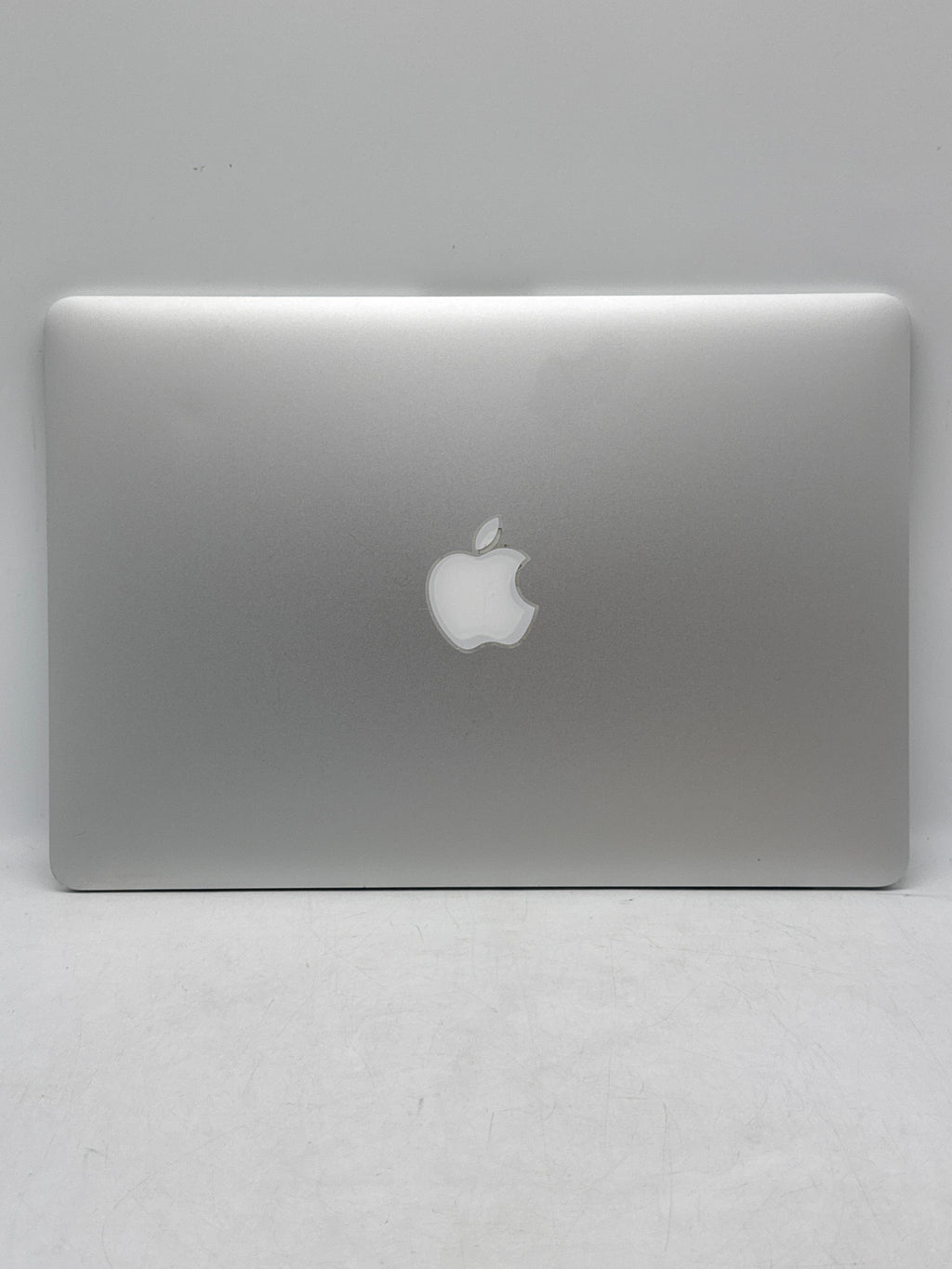 Apple MacBook Pro A1398 Core i7 8GB RAM 256GB Flash Storage 15in Read